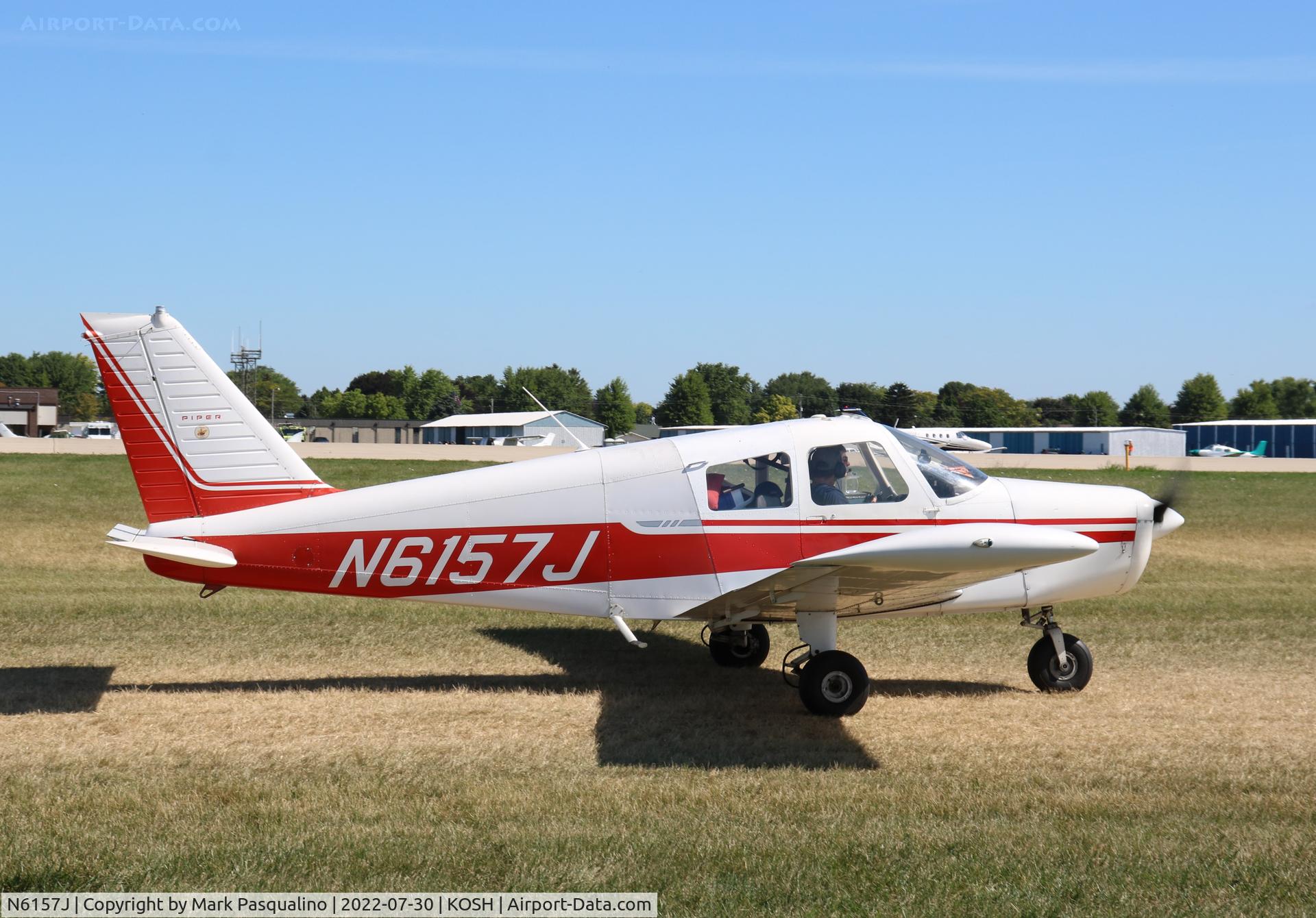 N6157J, 1976 Piper PA-28-140 C/N 28-76-25224, Piper PA-28-140