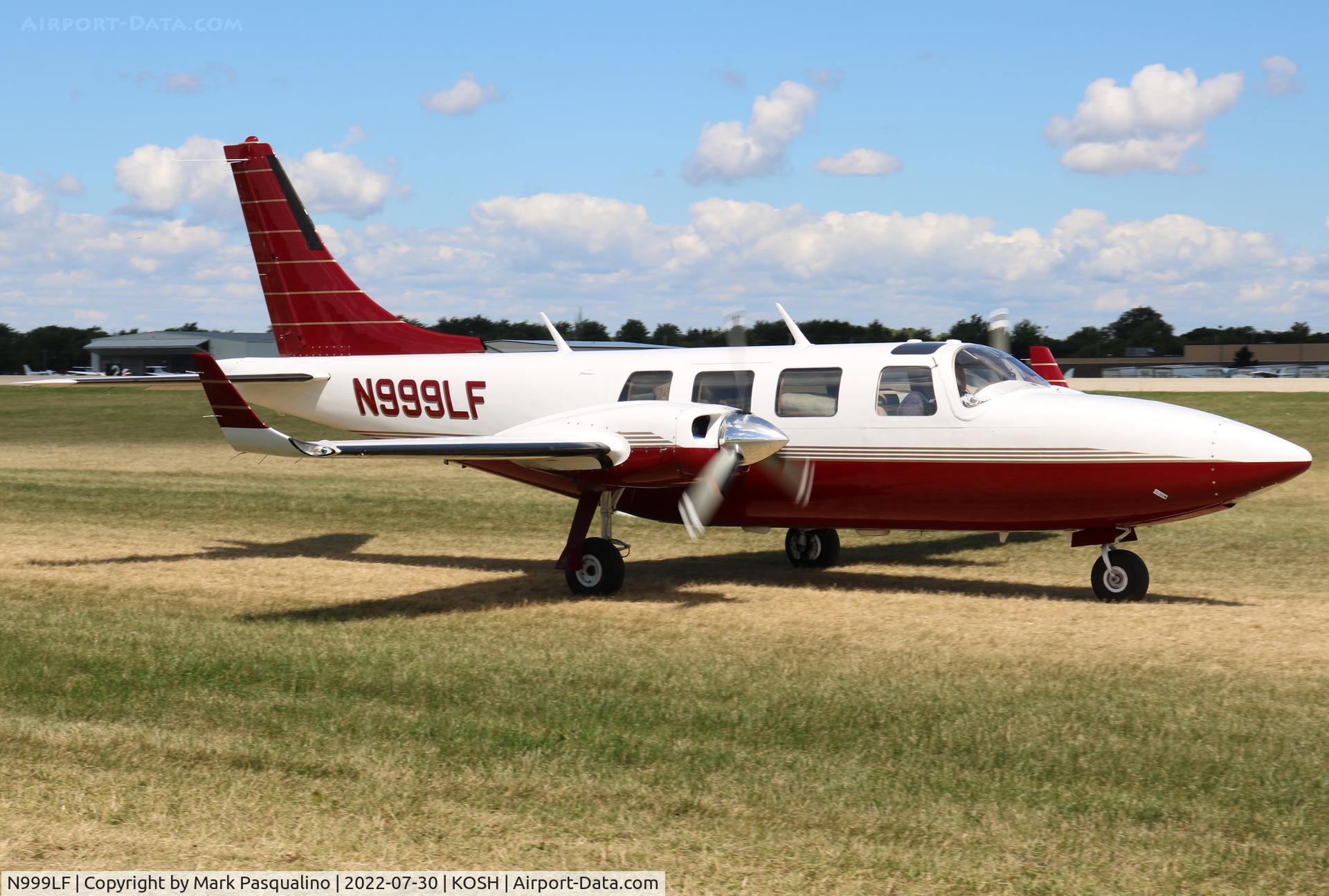 N999LF, 1984 Piper PA-60-700P C/N 608423016, Piper PA-60-700P