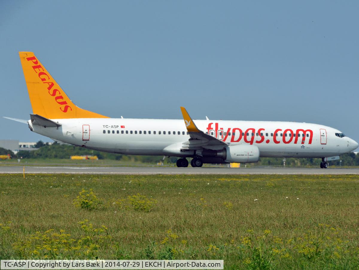 TC-ASP, 2011 Boeing 737-82R C/N 40011, RWY04R