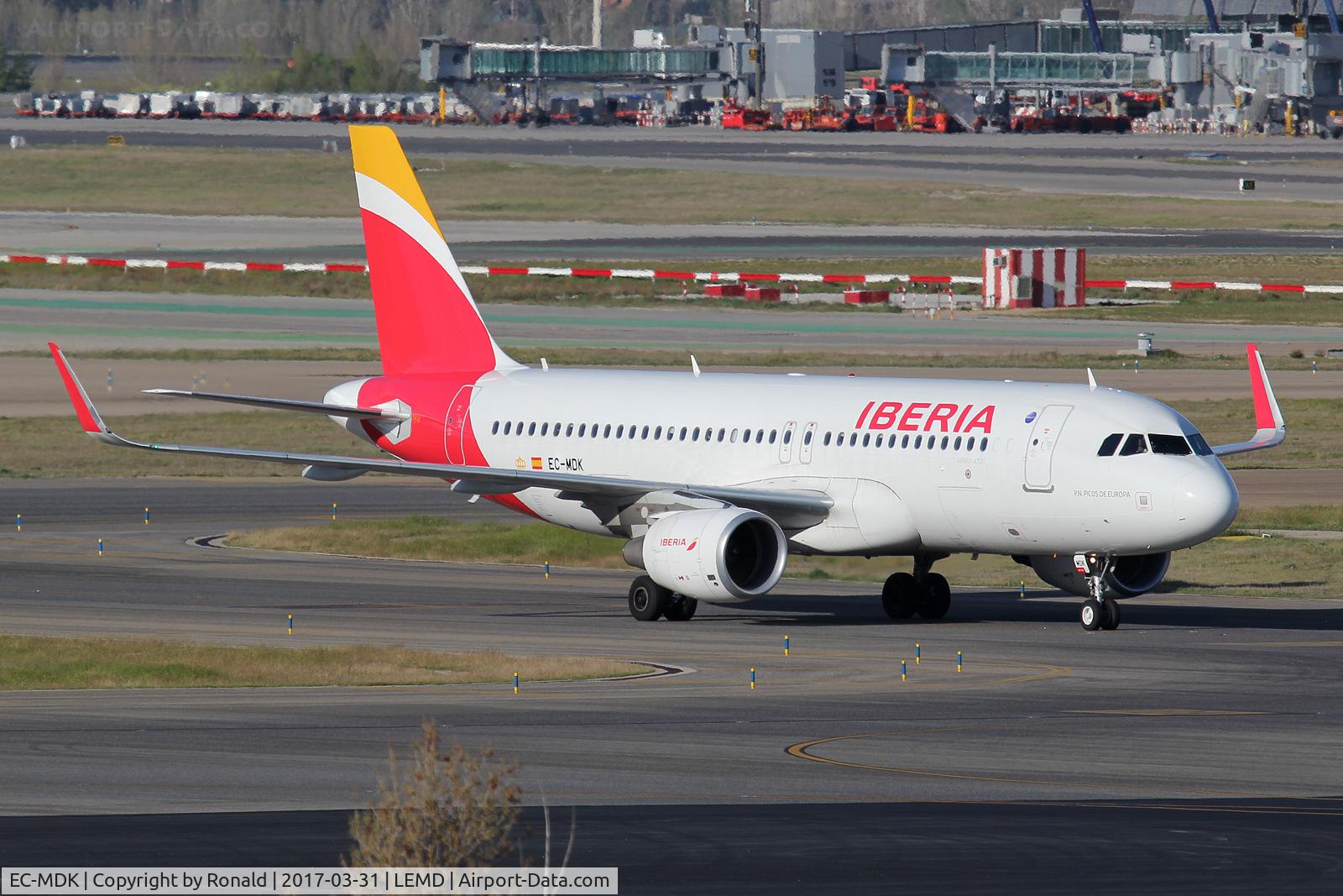 EC-MDK, 2014 Airbus A320-214 C/N 6328, at mad