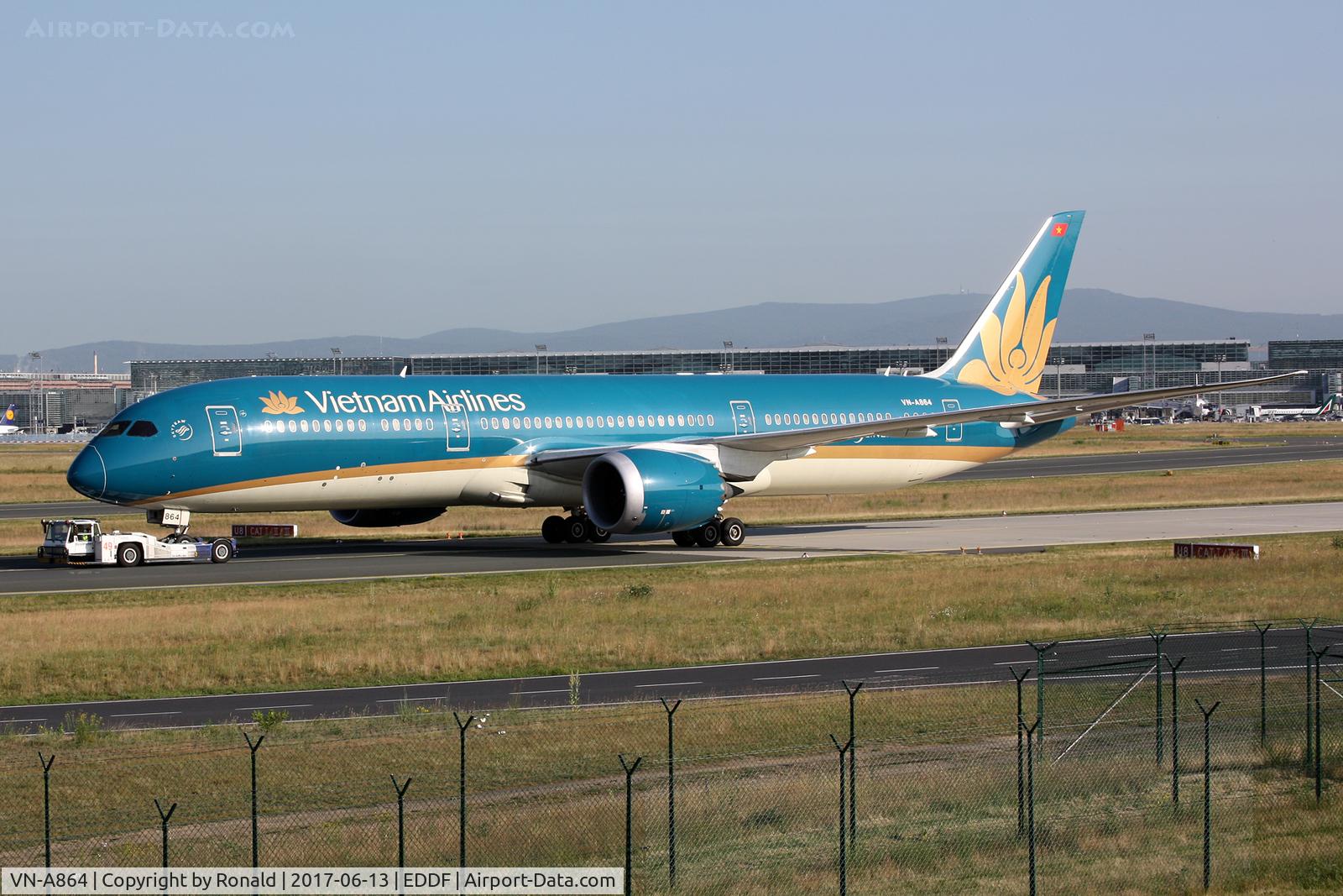 VN-A864, 2015 Boeing 787-9 Dreamliner Dreamliner C/N 35154, at fra