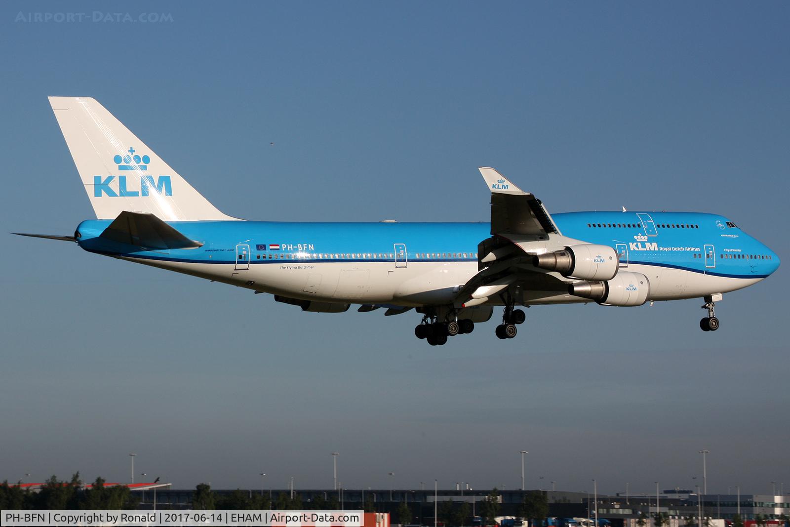 PH-BFN, 1993 Boeing 747-406BC C/N 26372, at spl