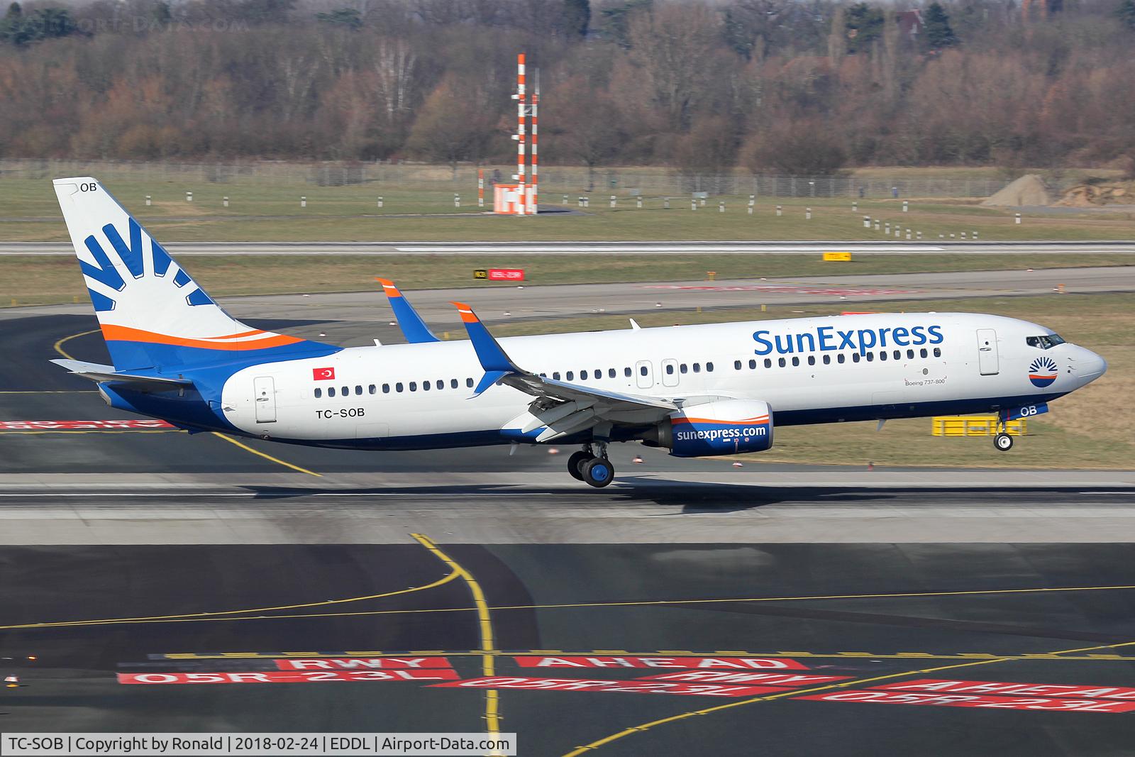 TC-SOB, 2016 Boeing 737-8HC C/N 61175, at dus