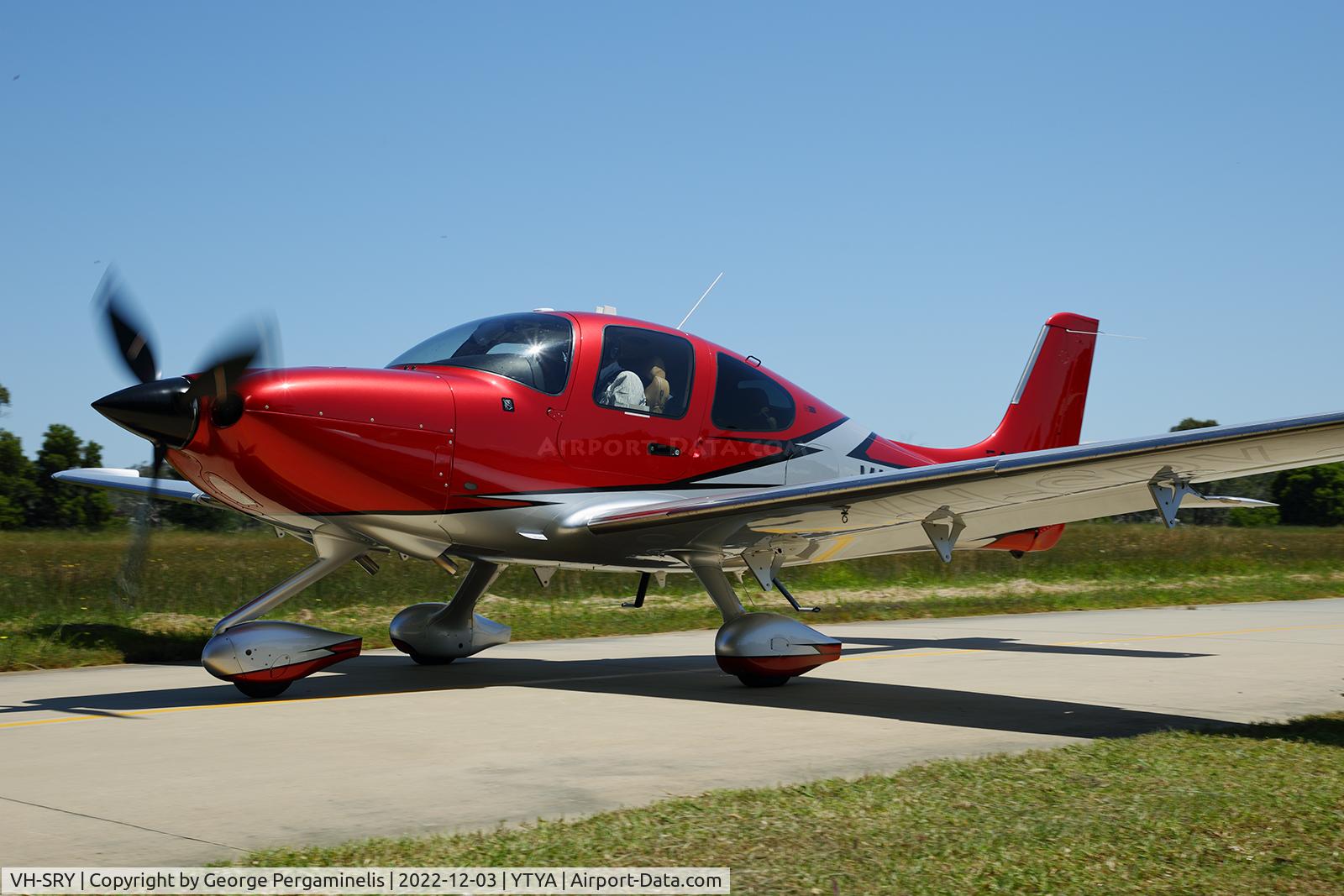 VH-SRY, Cirrus SR22 C/N 4197, Antique Aeroplane Assn of Australia Christmas toy run.