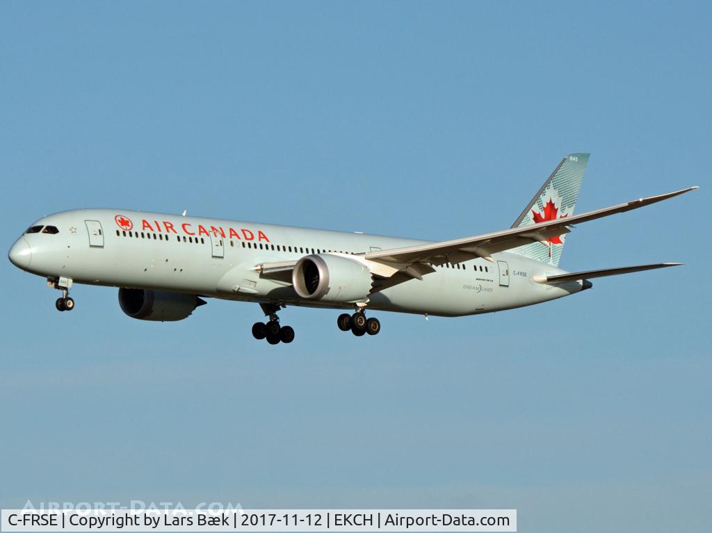 C-FRSE, 2017 Boeing 787-9 Dreamliner C/N 37181, RWY22L
