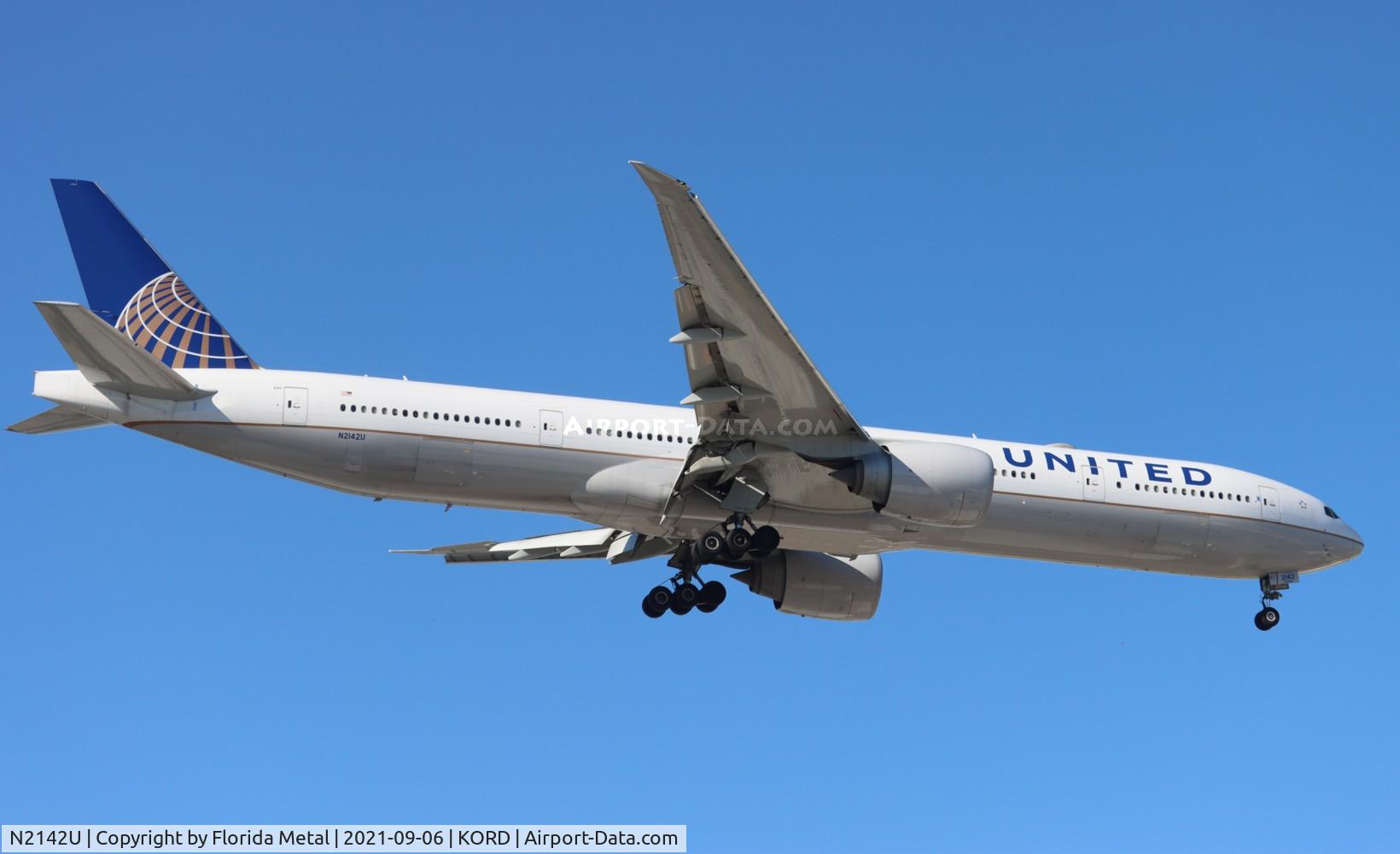 N2142U, 2017 Boeing 777-300/ER C/N 63722, ORD 2021