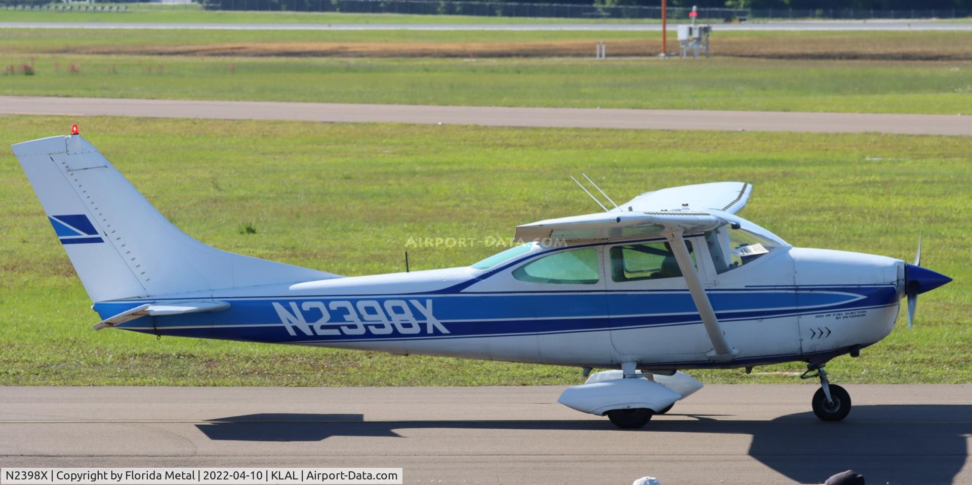 N2398X, 1965 Cessna 182H Skylane C/N 18256298, Sun N Fun 2022