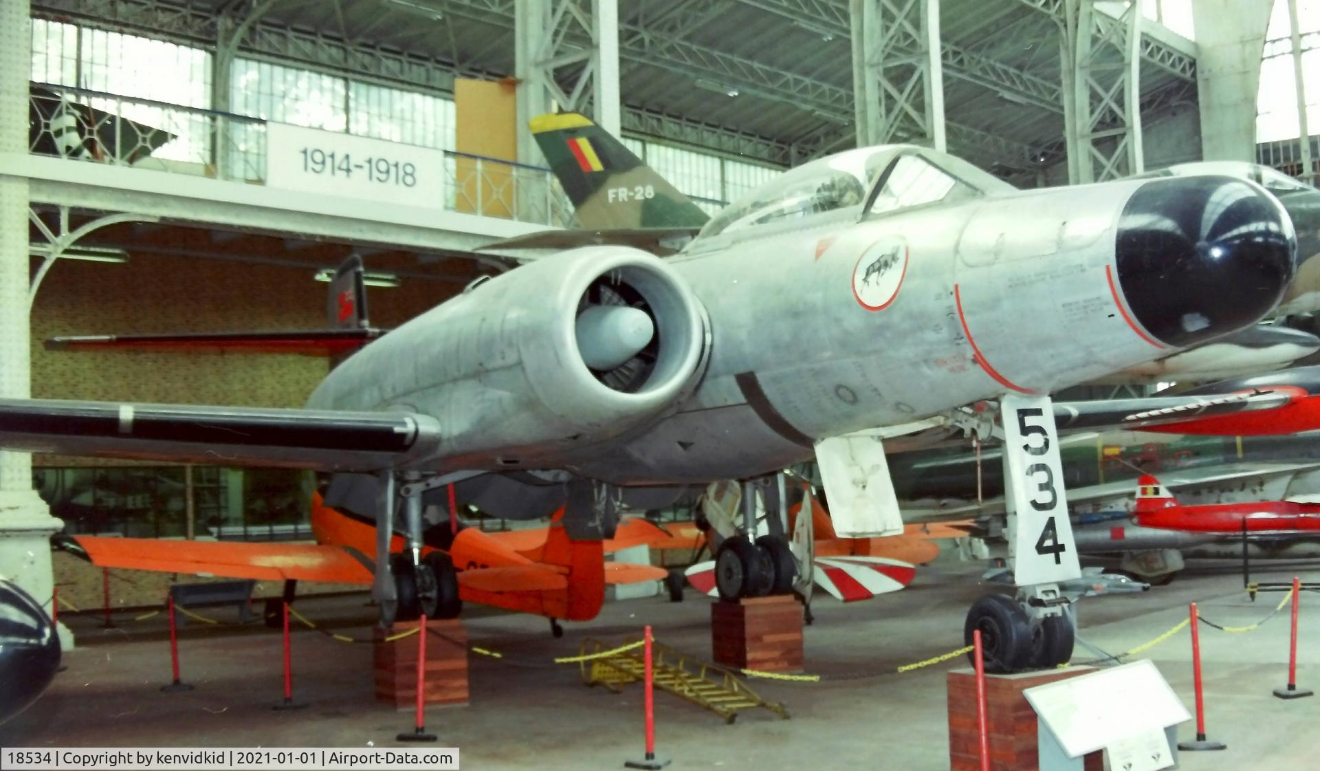 18534, Avro Canada CF-100 Mk.5 Canuck C/N 434, At the Brussels Aviation Museum in 2000.