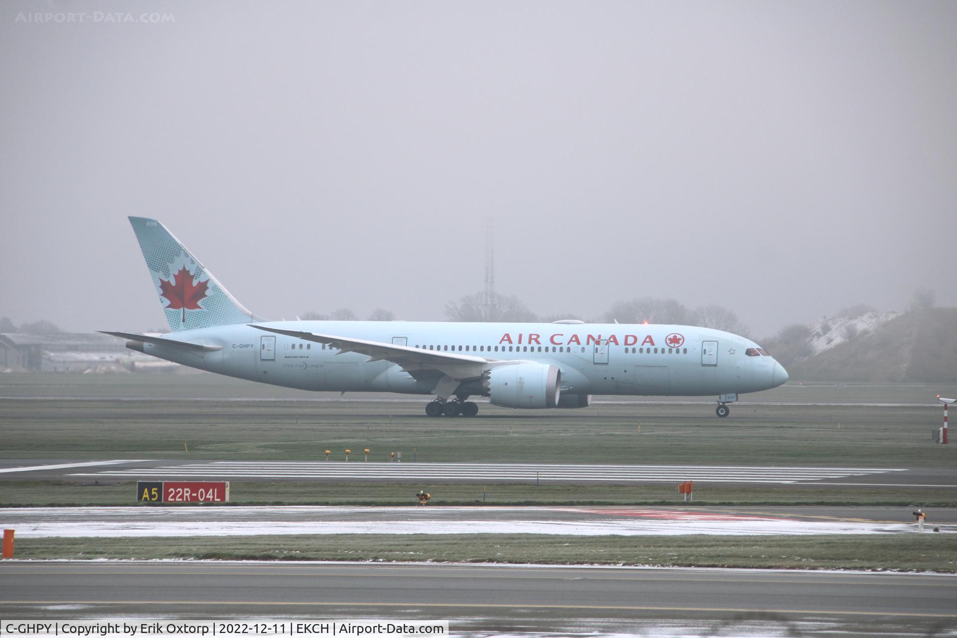 C-GHPY, 2014 Boeing 787-8 Dreamliner C/N 35262, C-GHPY taxi for take off rw 04R