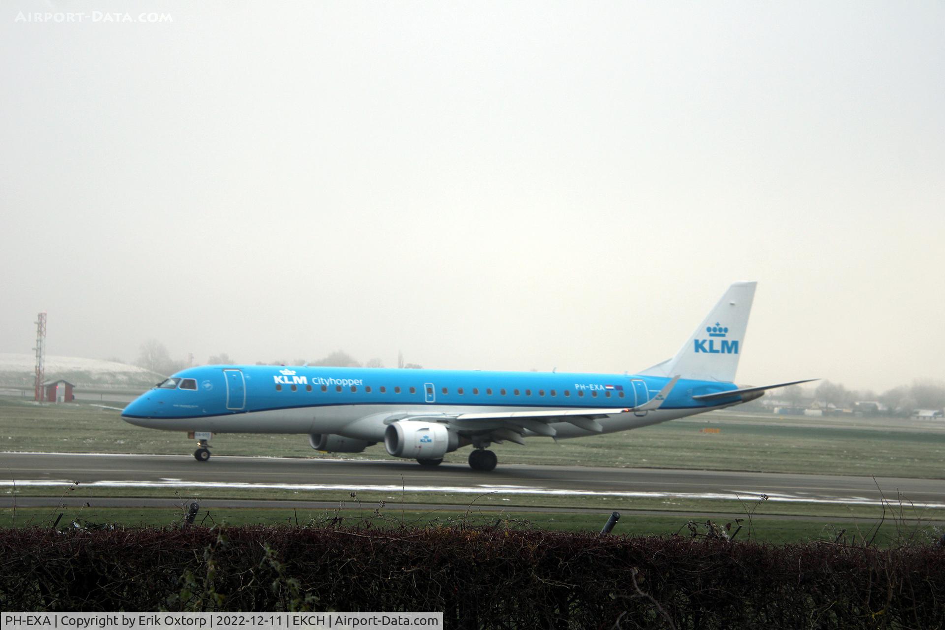 PH-EXA, 2013 Embraer 190LR (ERJ-190-100LR) C/N 19000655, PH-EXA landed rw 04L