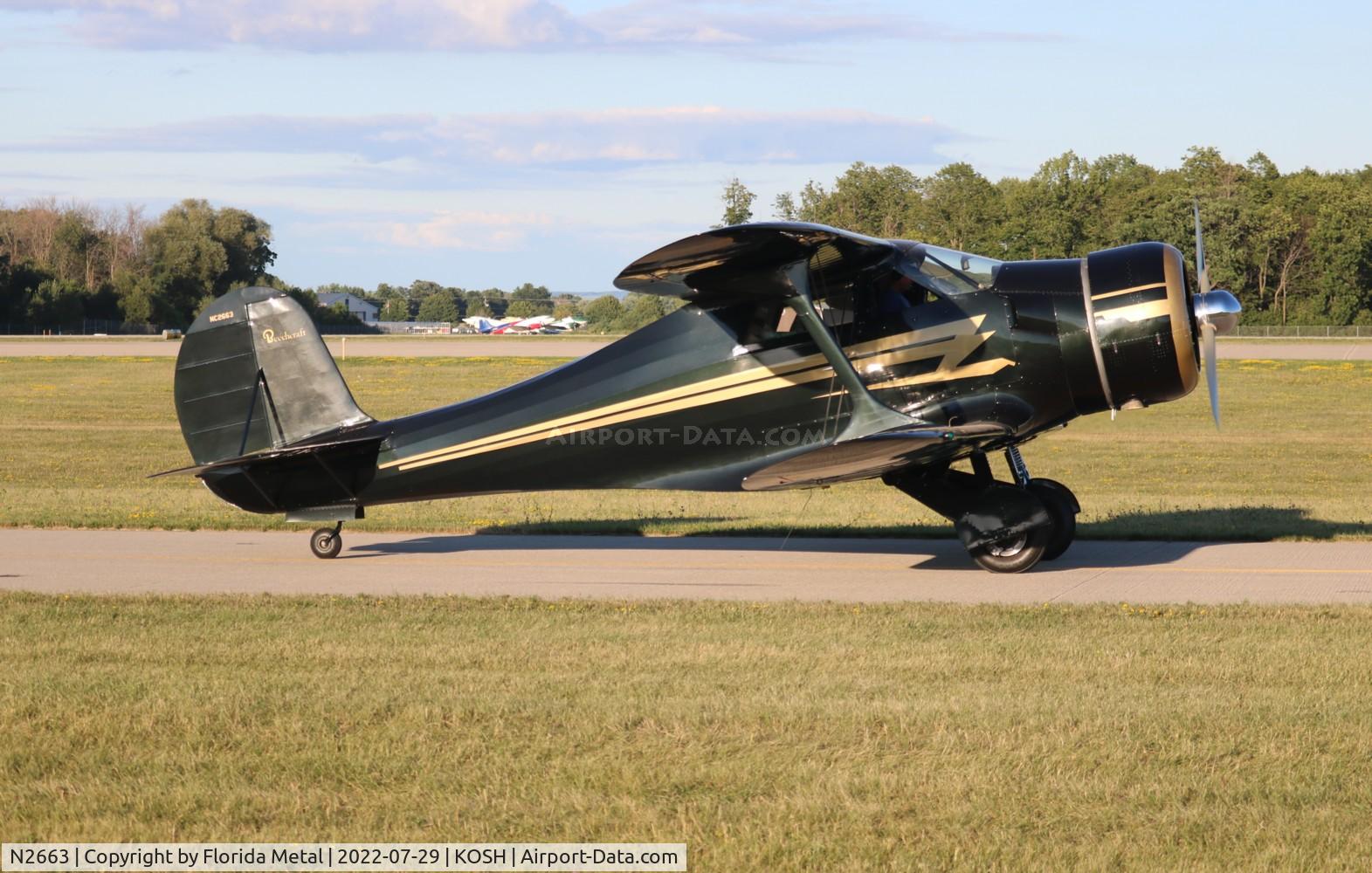 N2663, 1939 Beech F17D Staggerwing C/N 330, OSH 2022