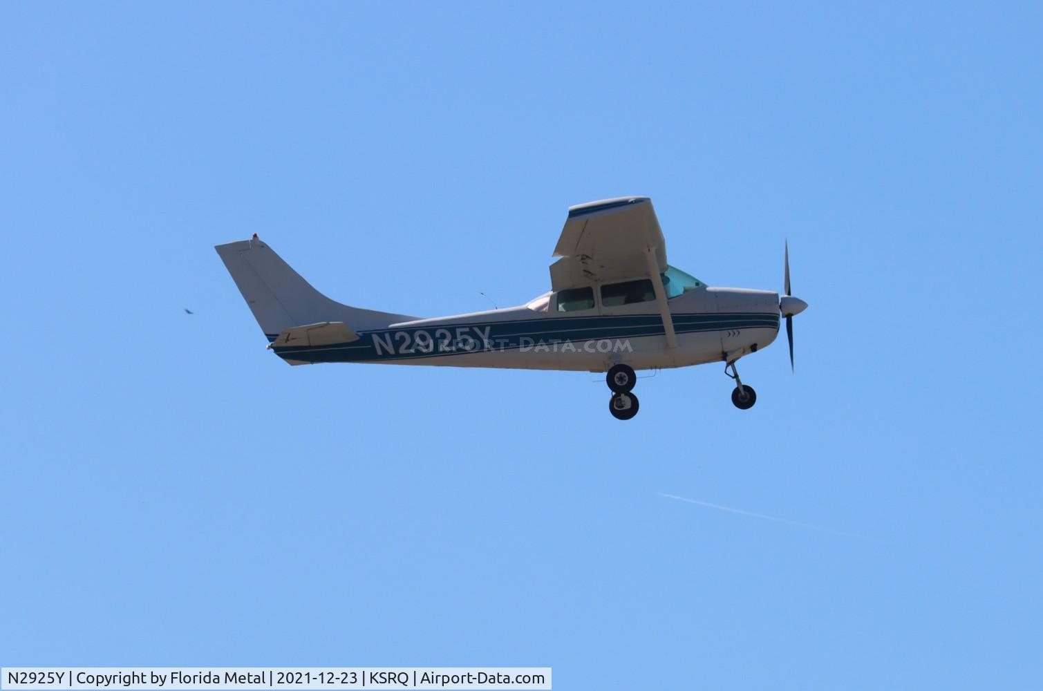 N2925Y, 1962 Cessna 182E Skylane C/N 18253925, SRQ 2021