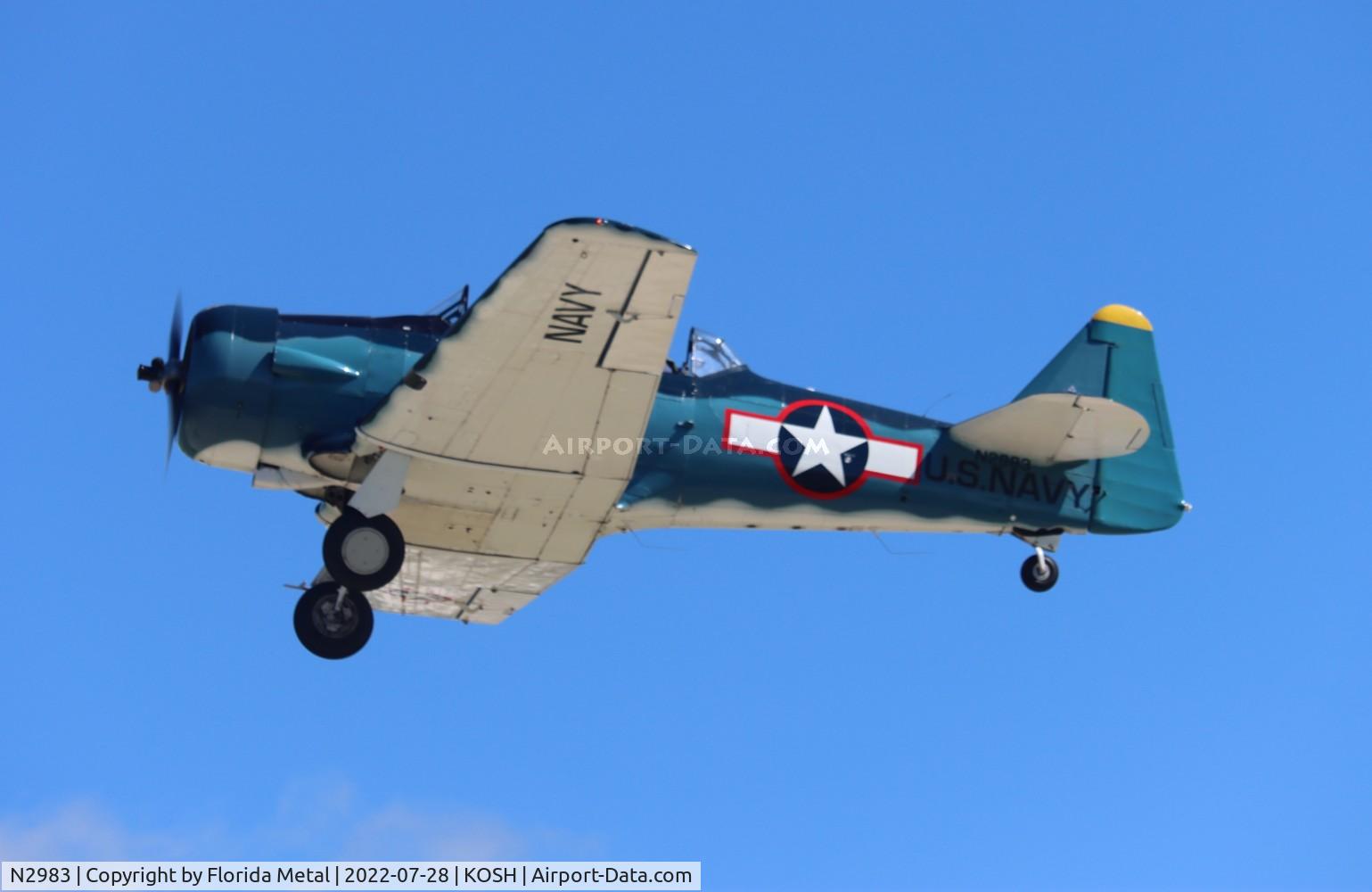 N2983, 1942 North American AT-6D Texan C/N 88-17125, OSH 2022
