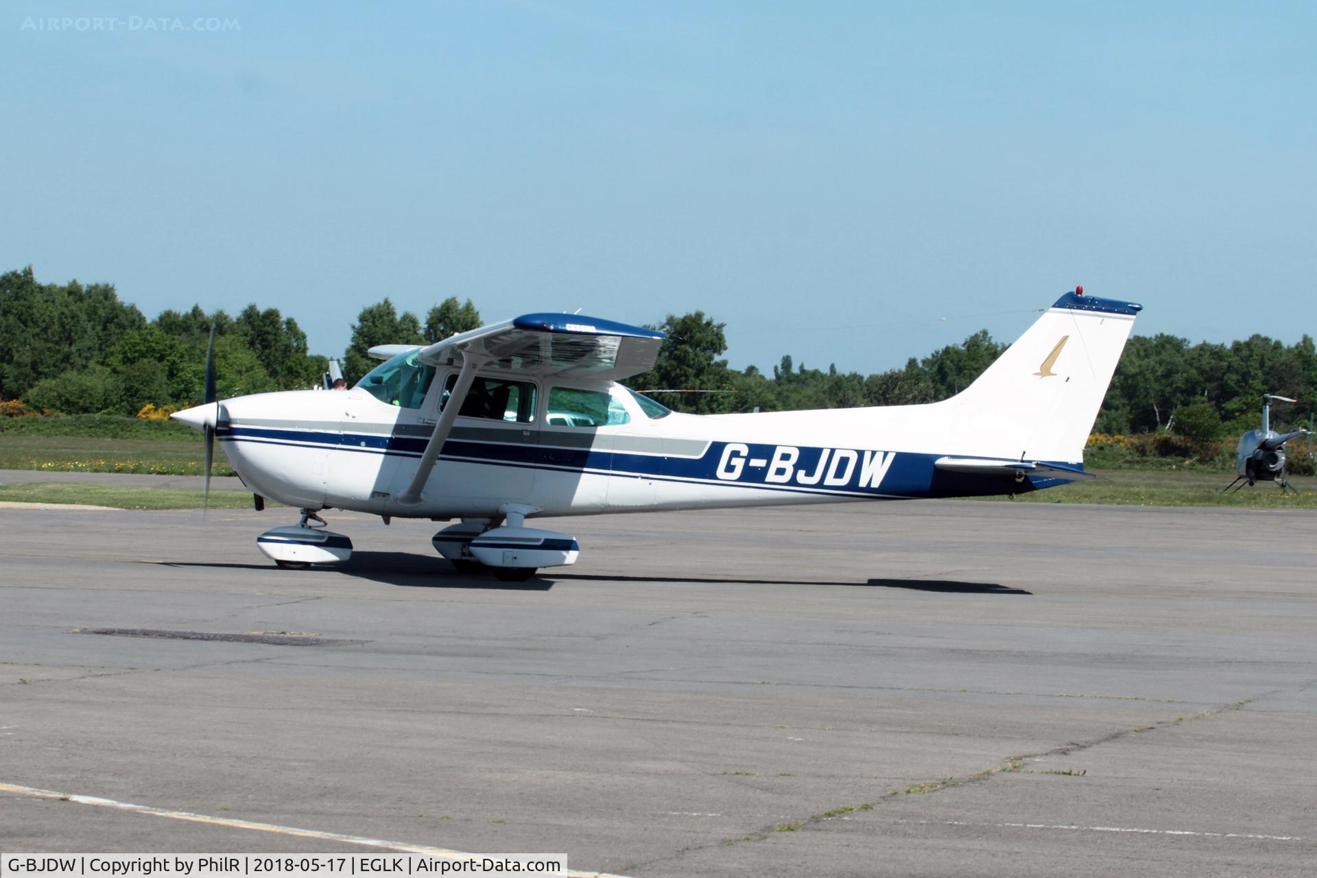 G-BJDW, 1976 Reims F172M Skyhawk Skyhawk C/N 1417, G-BJDW 1976 Reims Cessna F172M Skyhawk MBlackbushe