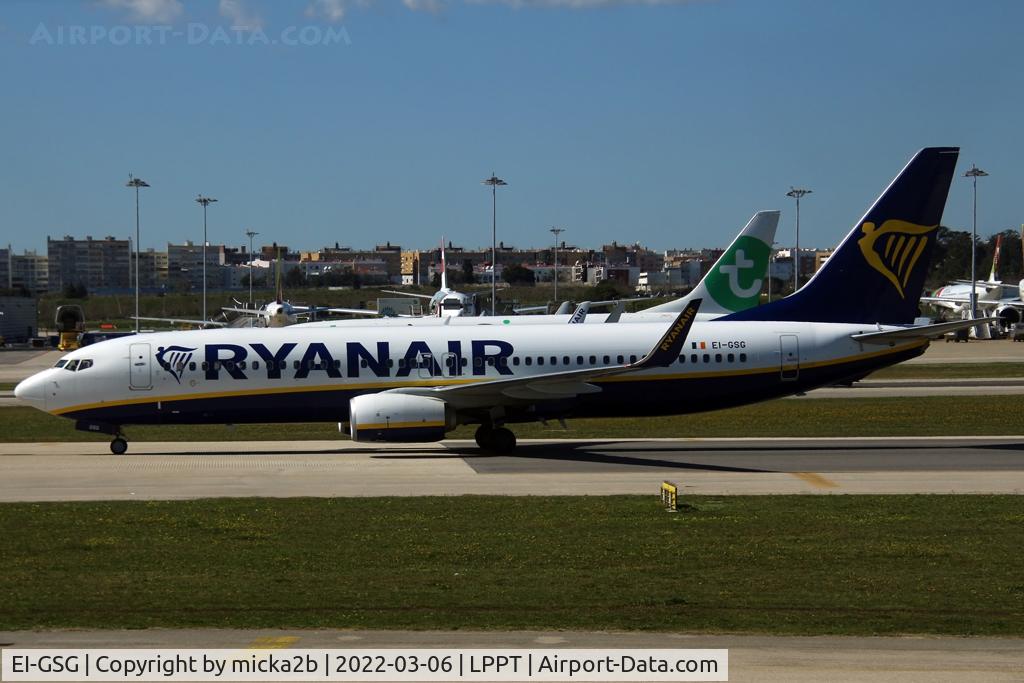 EI-GSG, 2018 Boeing 737-800 C/N 44849, Taxiing