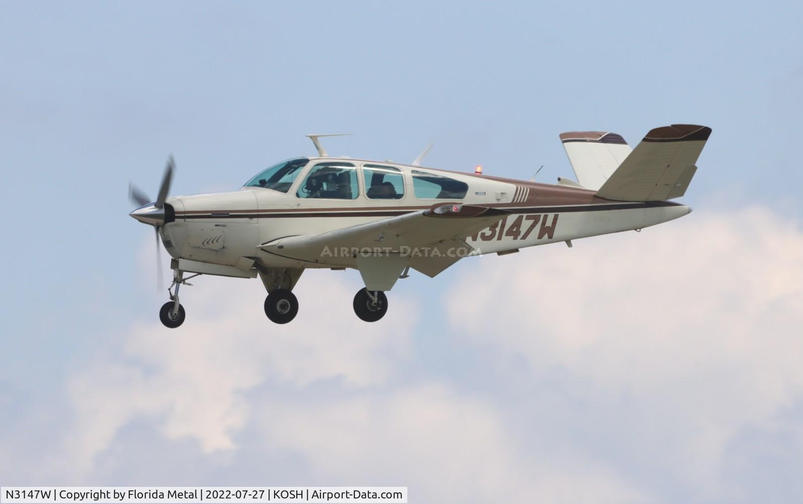 N3147W, 1973 Beech V35B Bonanza C/N D-9569, OSH 2022
