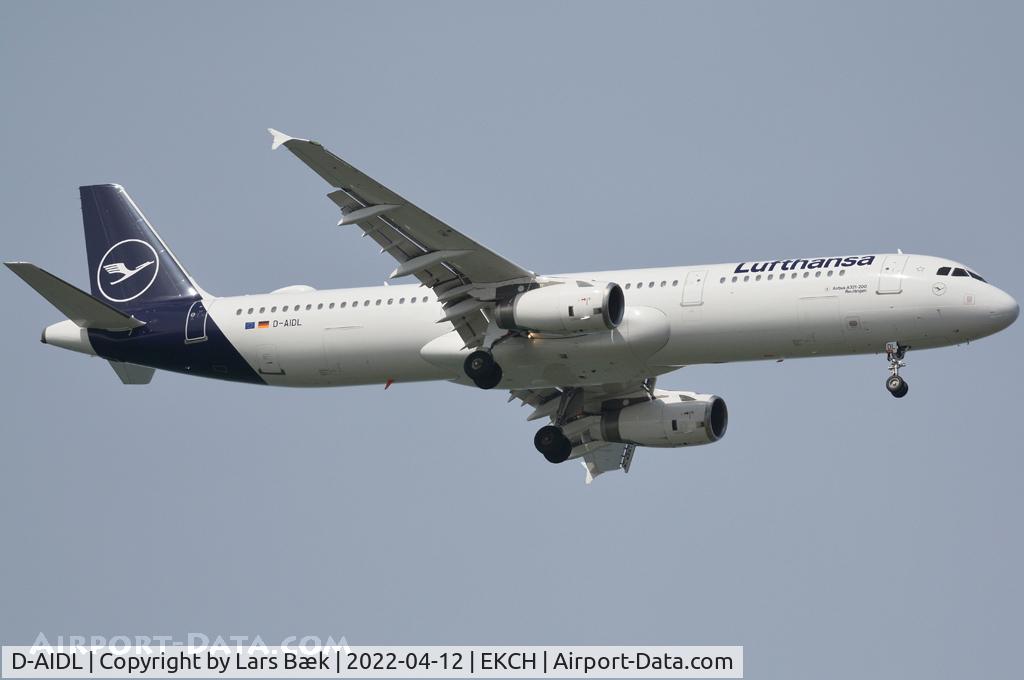 D-AIDL, 2011 Airbus A321-231 C/N 4881, RWY04L from Kongelundsfortet