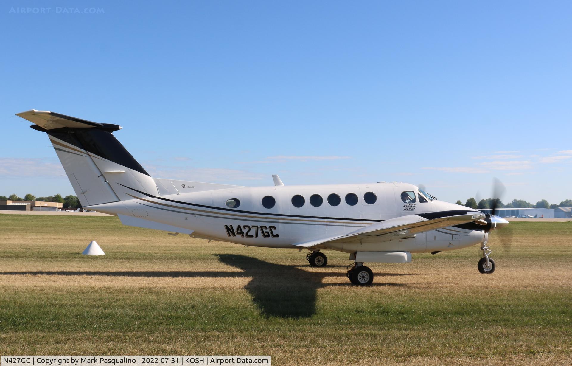 N427GC, 1982 Beech B200 King Air C/N BB-1088, Beech B200