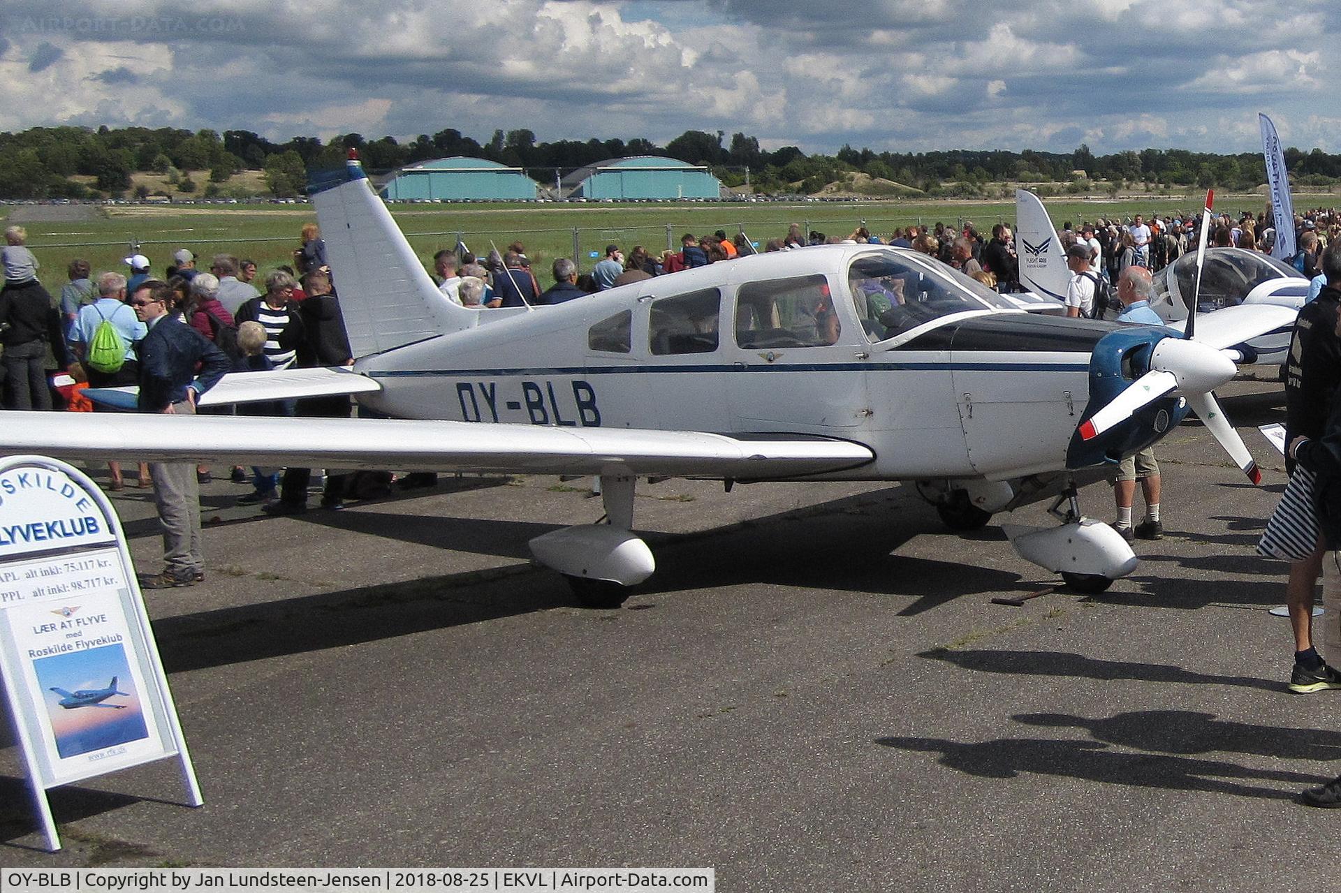 OY-BLB, 1975 Piper PA-28-151 Cherokee Warrior C/N 28-7515420, PA-28-151 OY-BLB from Roskilde Flyveklub seen at an 
airshow at Vaerloese, Denmark.