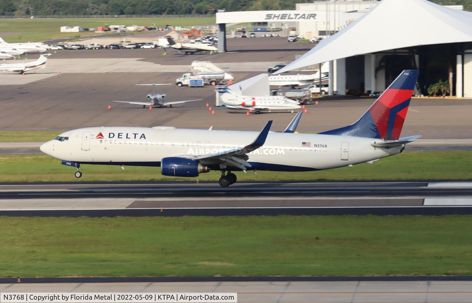 N3768, 2002 Boeing 737-832 C/N 29630, TPA 2022