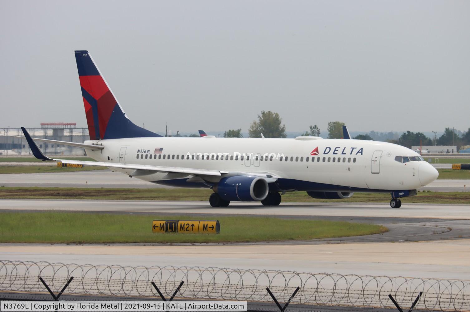 N3769L, 2002 Boeing 737-832 C/N 30822, ATL 2022