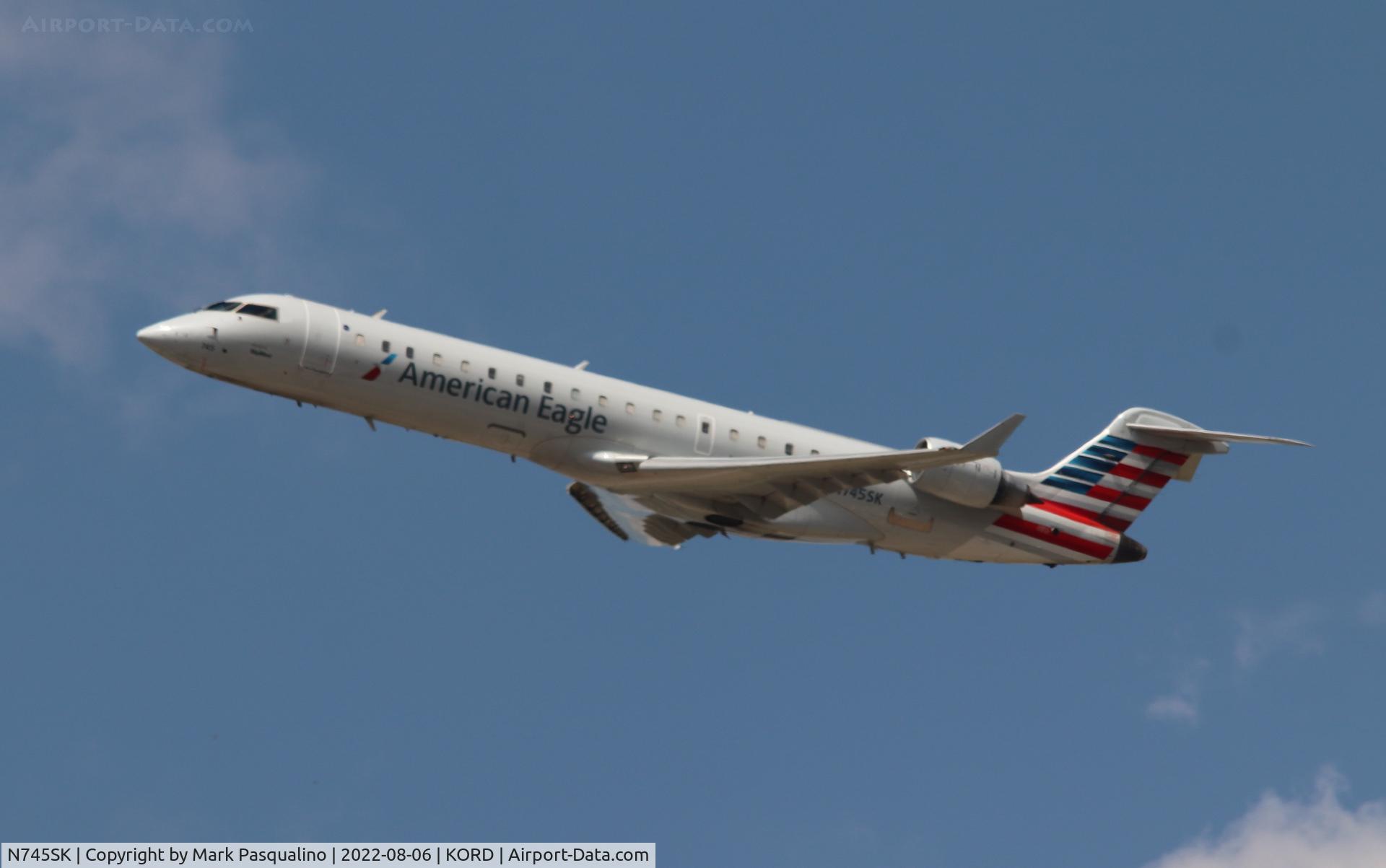 N745SK, 2005 Bombardier CRJ-701ER (CL-600-2C10) Regional Jet C/N 10201, CL-600-2C10