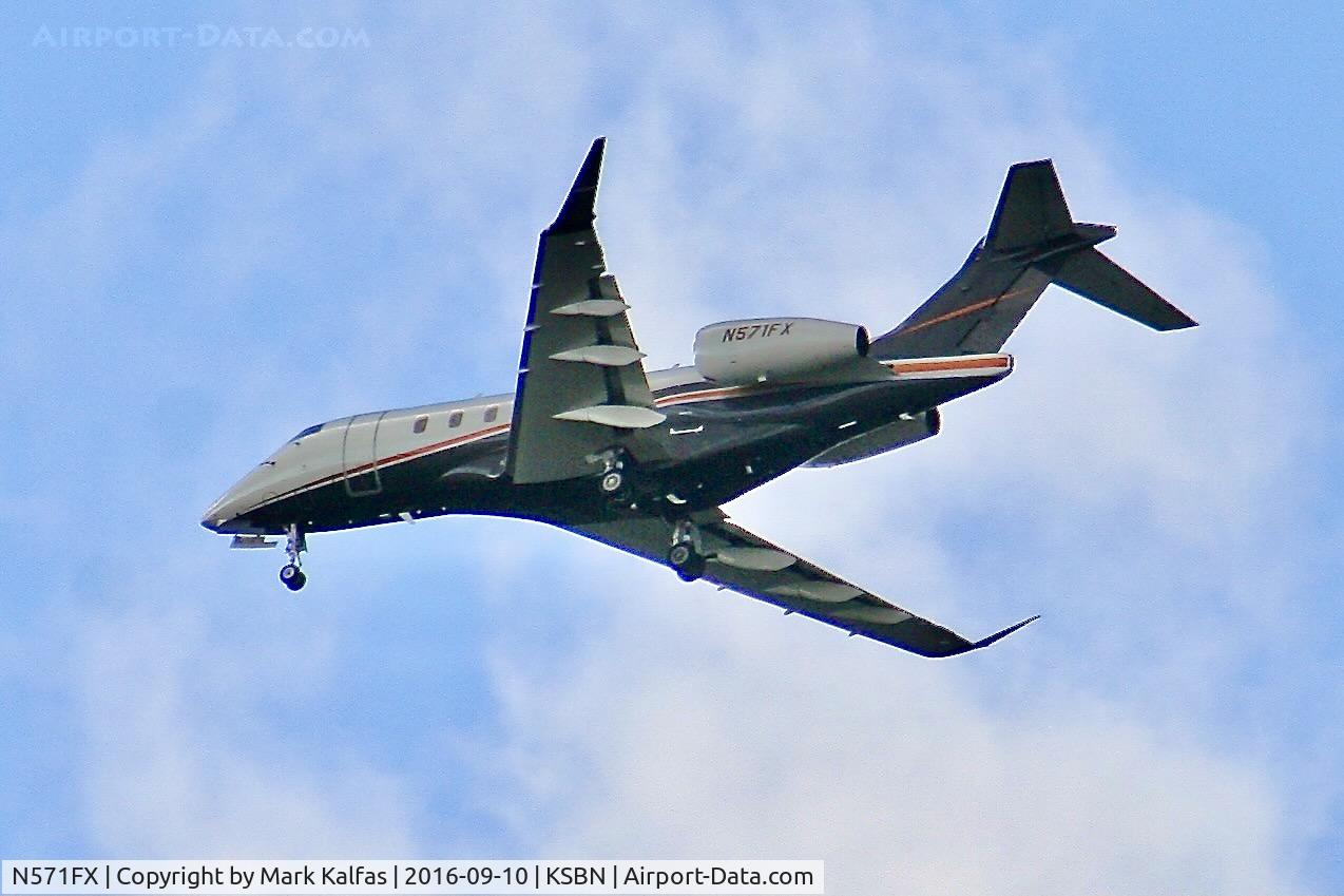 N571FX, 2014 Bombardier Challenger 350 (BD-100-1A10) C/N 20536, FLEX JET BOMBARDIER INC BD-100-1A10, N571FX ON APPROACH INTO SOUTH BEND.