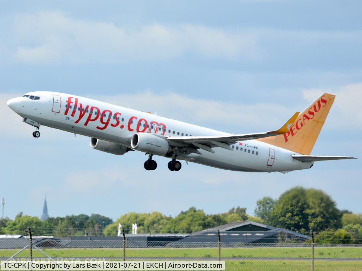 TC-CPK, 2013 Boeing 737-82R C/N 40009, RWY22R
