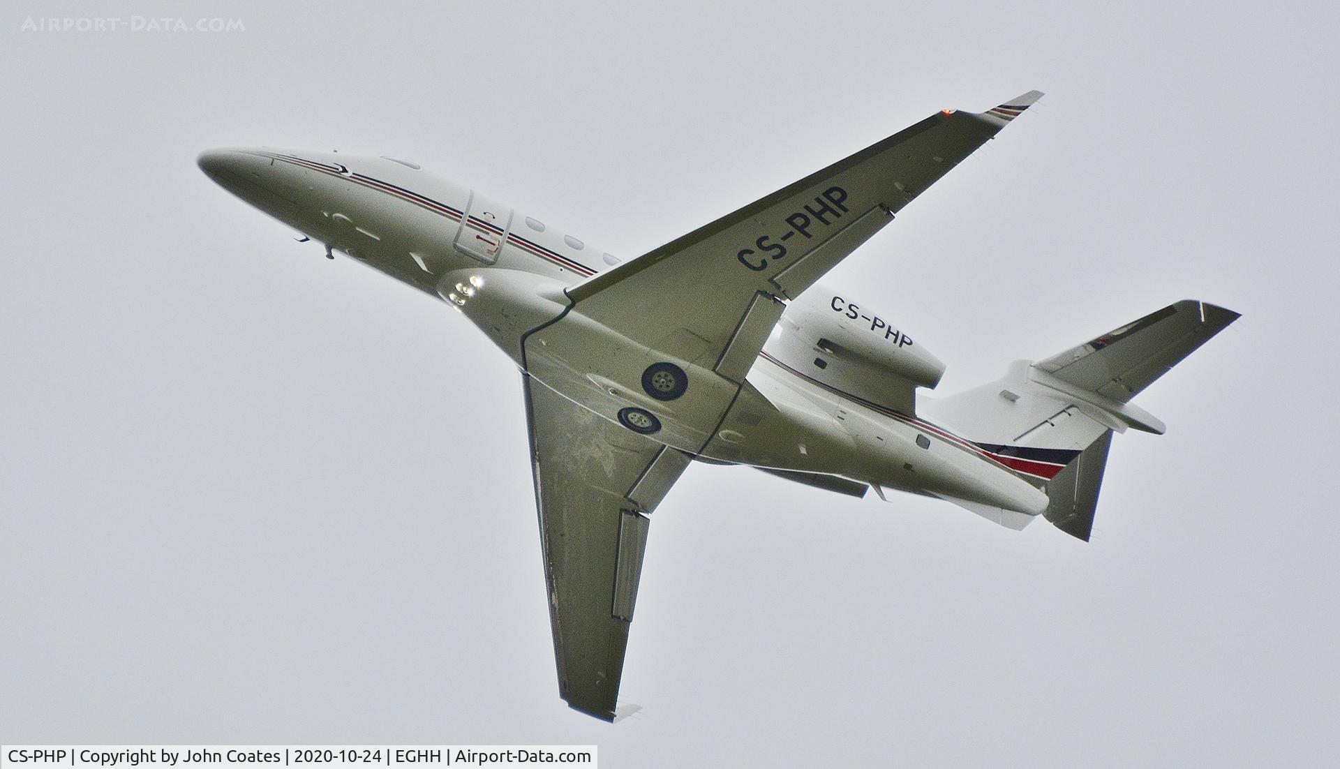 CS-PHP, 2020 Embraer EMB-505 Phenom 300 C/N 50500546, Climbing away from 26