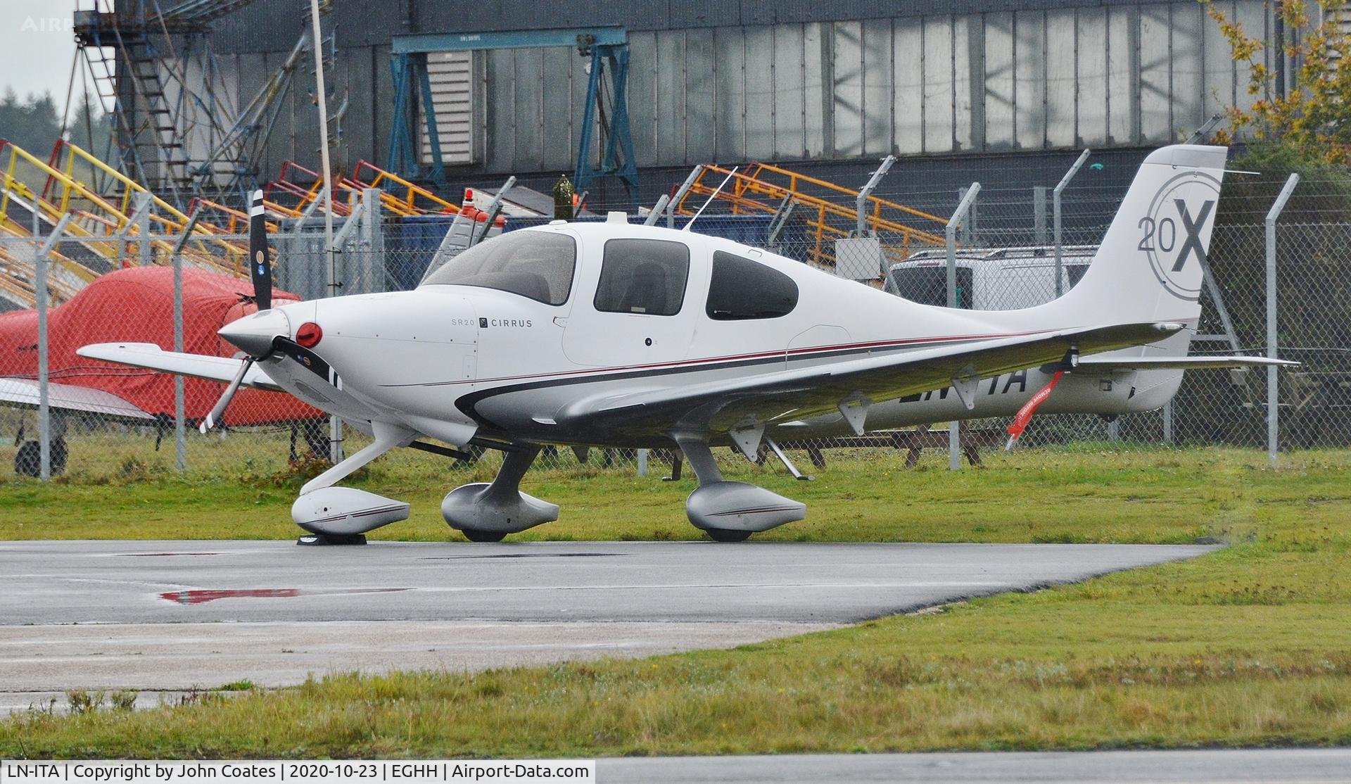LN-ITA, Cirrus SR-20 G3-X C/N 2076, At Bliss Avn.