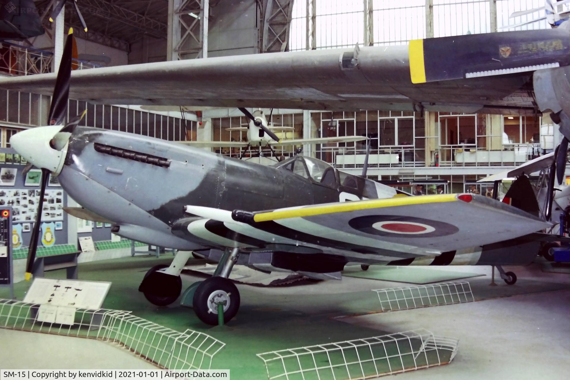 SM-15, Supermarine 361 Spitfire LF.IXc C/N CBAF.IX.1301, At the Brussels Aviation Museum in 2000.