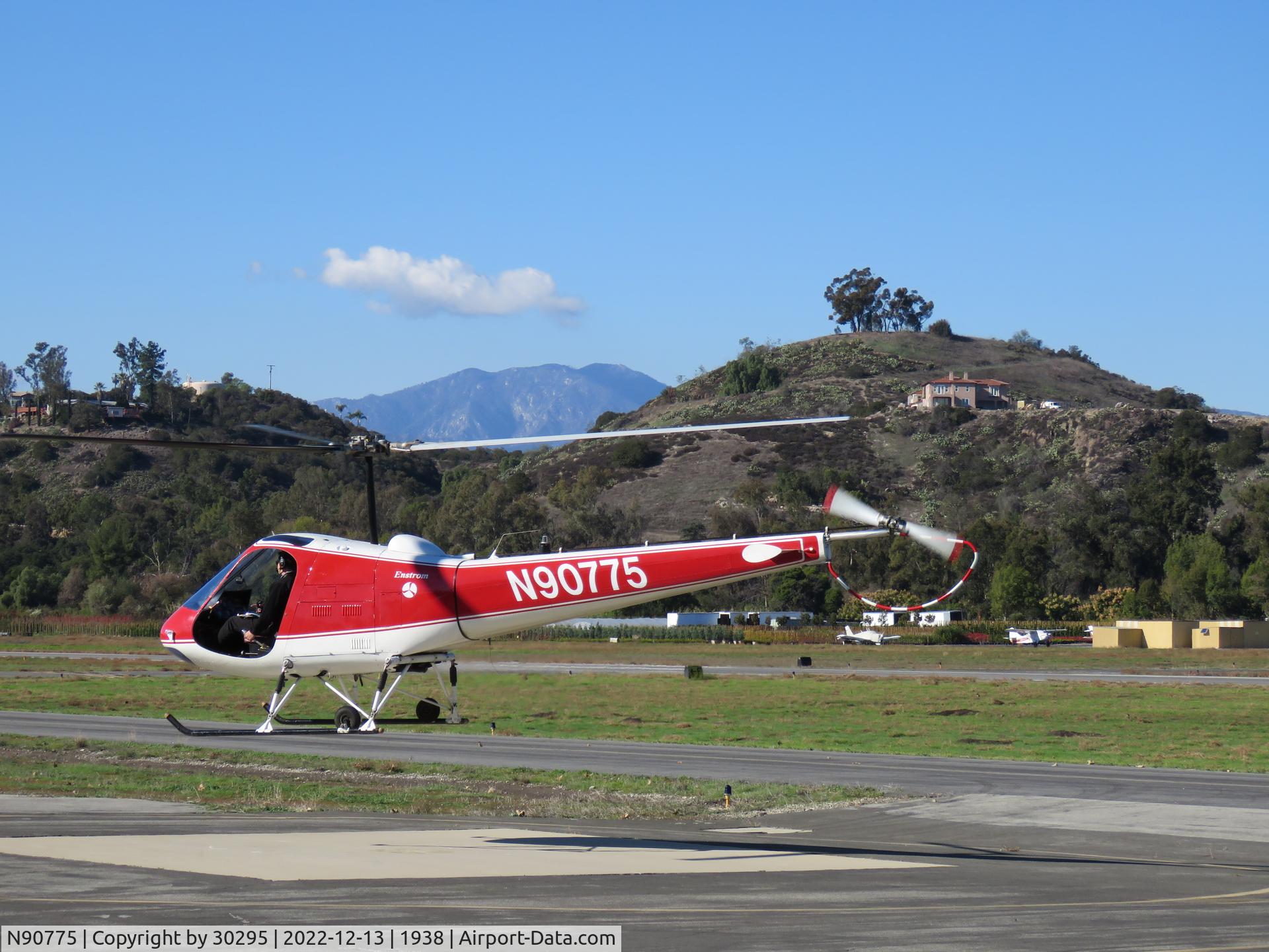 N90775, 1969 Enstrom F-28A C/N 039, Up and getting ready to leave