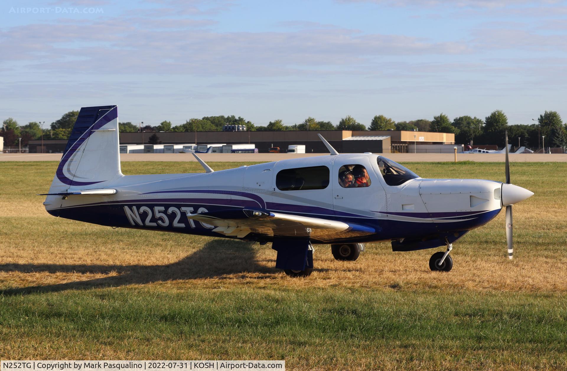 N252TG, 1986 Mooney M20K C/N 25-1068, Mooney M20K