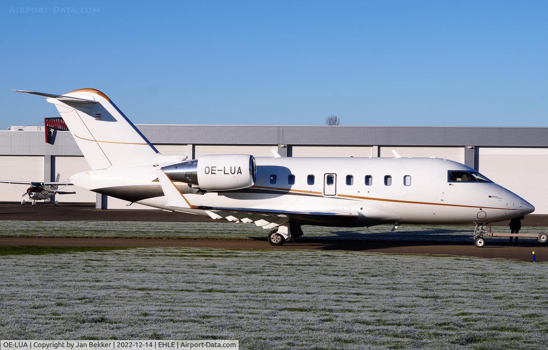 OE-LUA, 2019 Bombardier Challenger 650 C/N 6139, Lelystad Airport. Was here for a new livey by Satys Aircraft painting and sealing