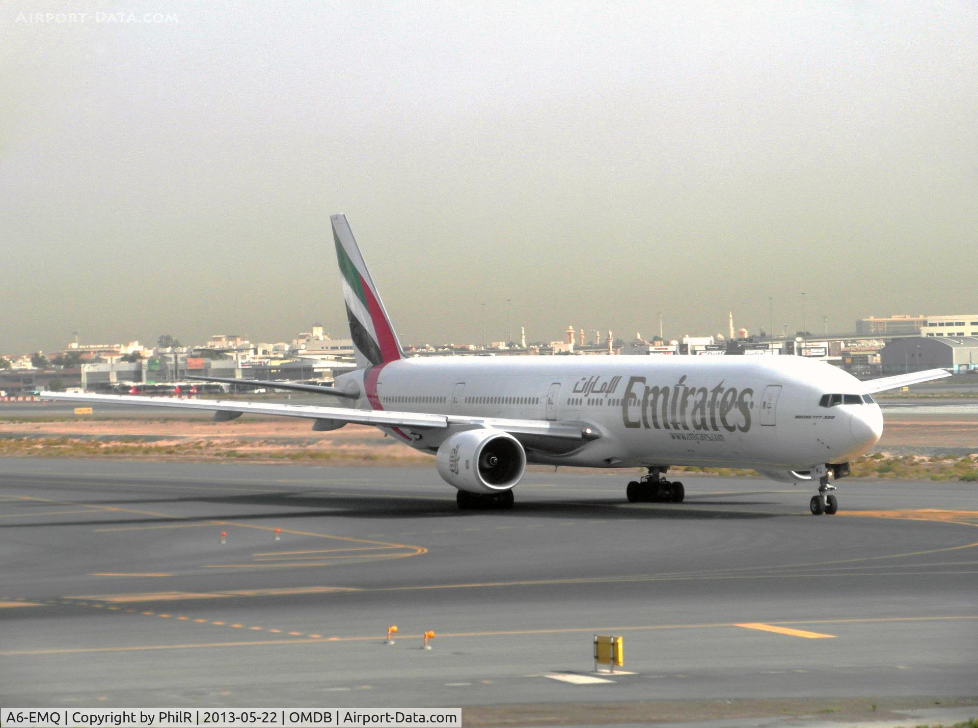 A6-EMQ, 2002 Boeing 777-31H C/N 32697, A6-EMQ 2002 B777-300 Emirates Dubai