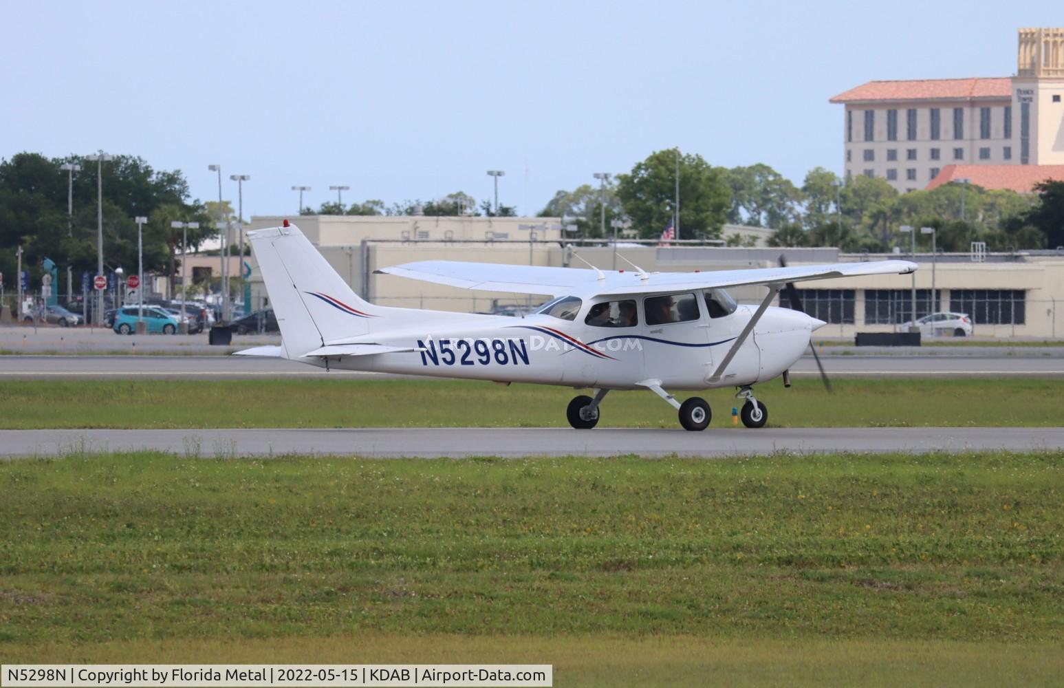 N5298N, 2002 Cessna 172S Skyhawk SP C/N 172S9244, DAB 2022