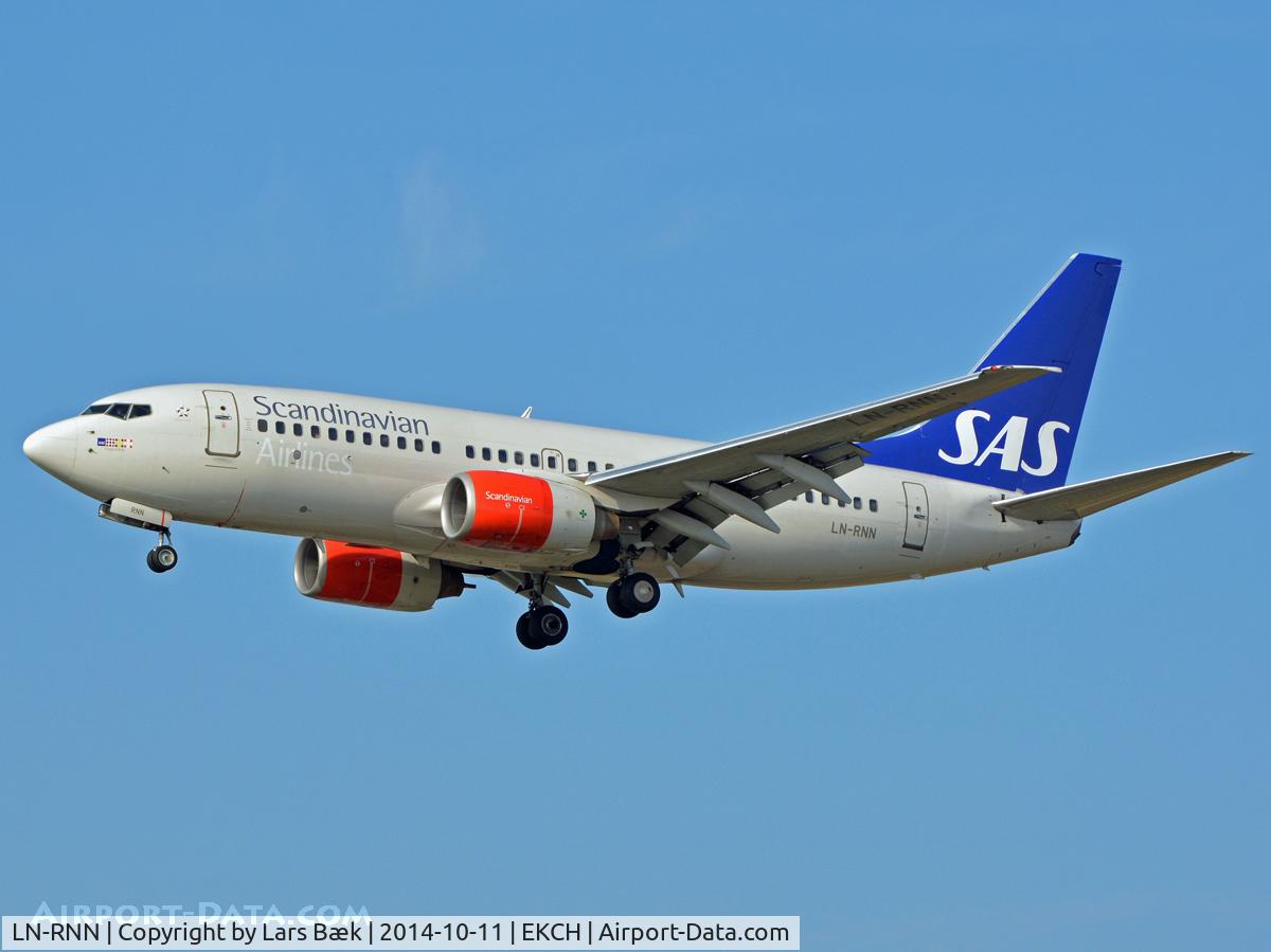 LN-RNN, 2000 Boeing 737-783 C/N 28315, RWY22L