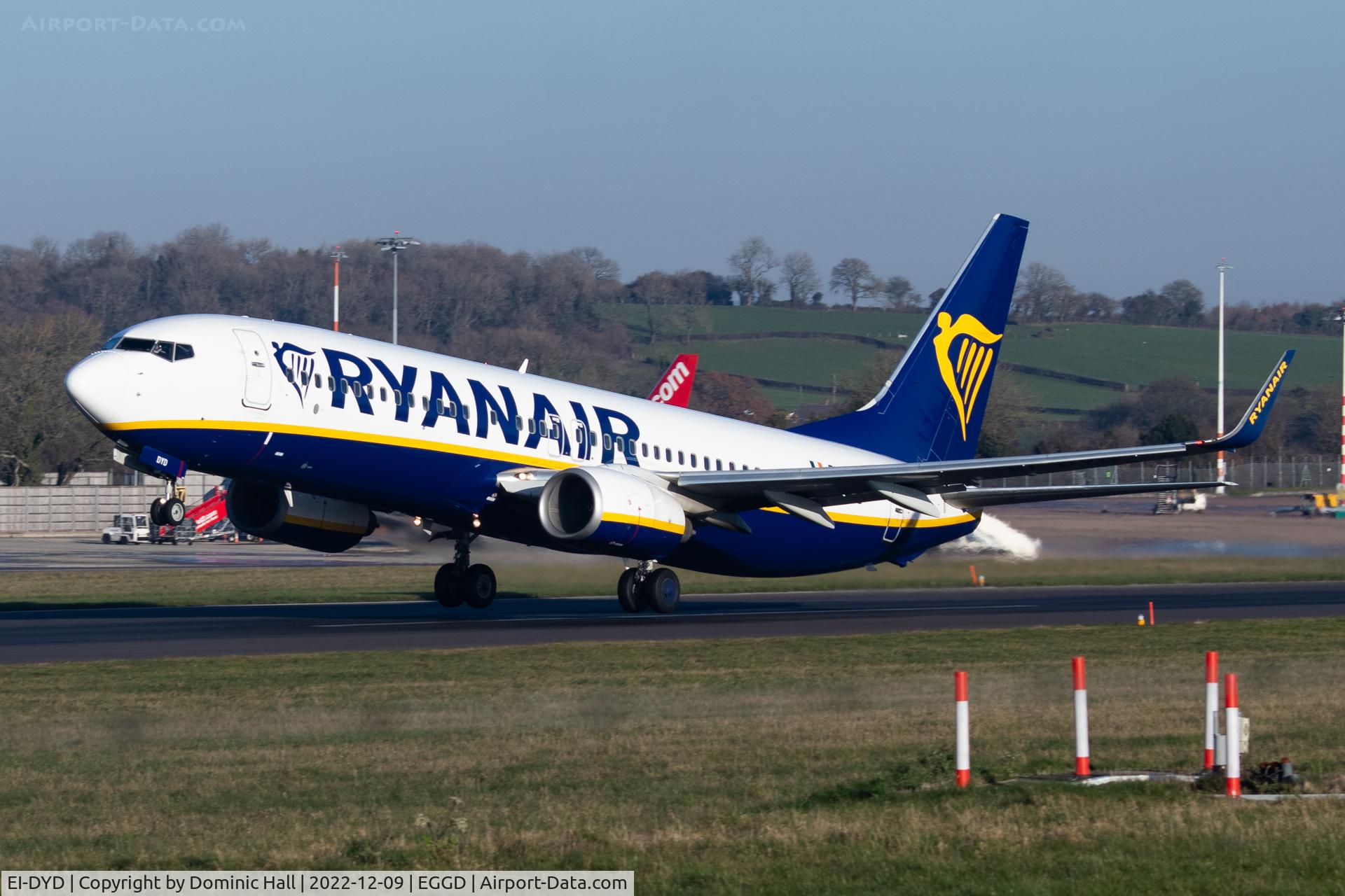 EI-DYD, 2008 Boeing 737-8AS C/N 33632, EGGD 09/12/22