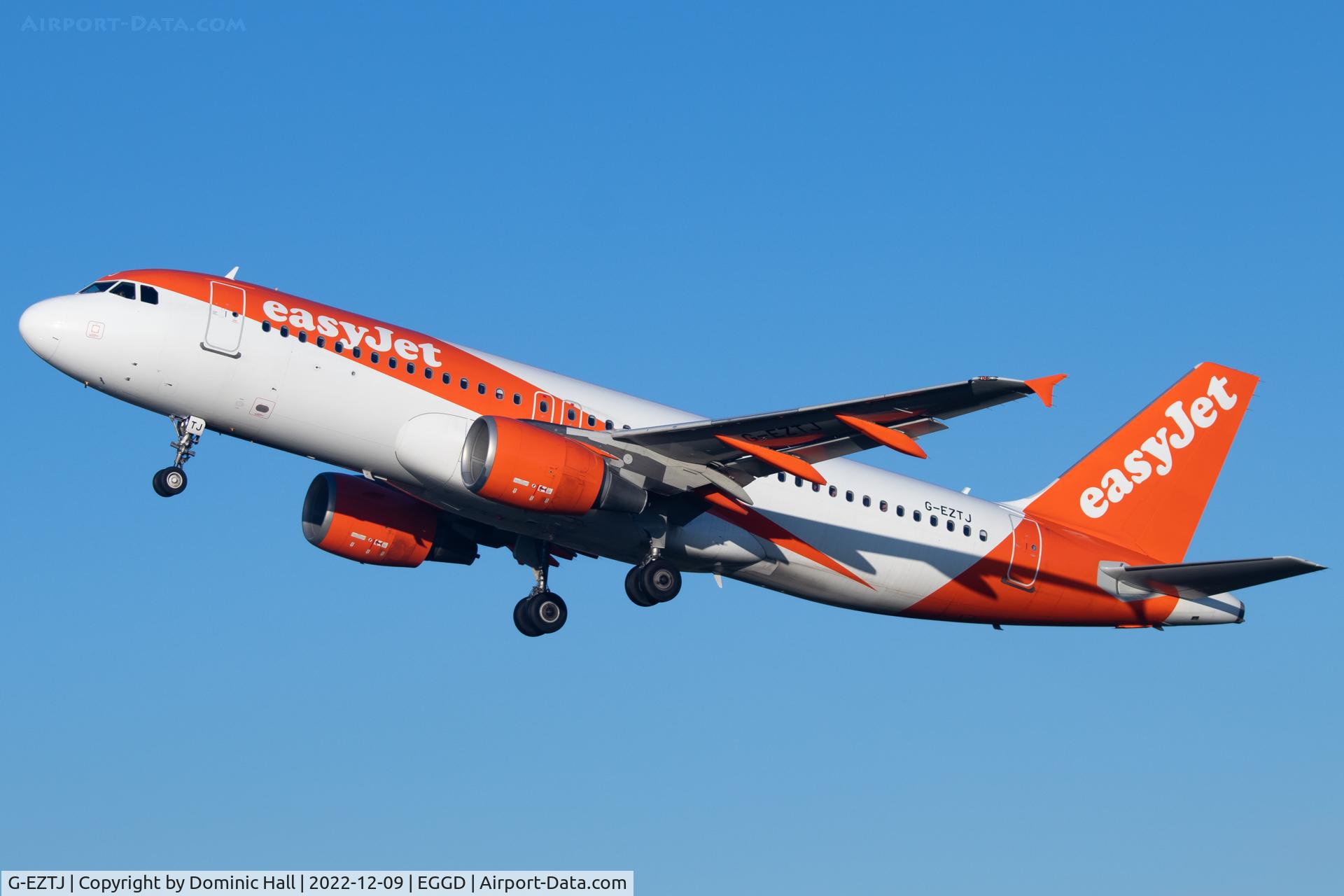 G-EZTJ, 2009 Airbus A320-214 C/N 3979, EGGD 09/12/22
