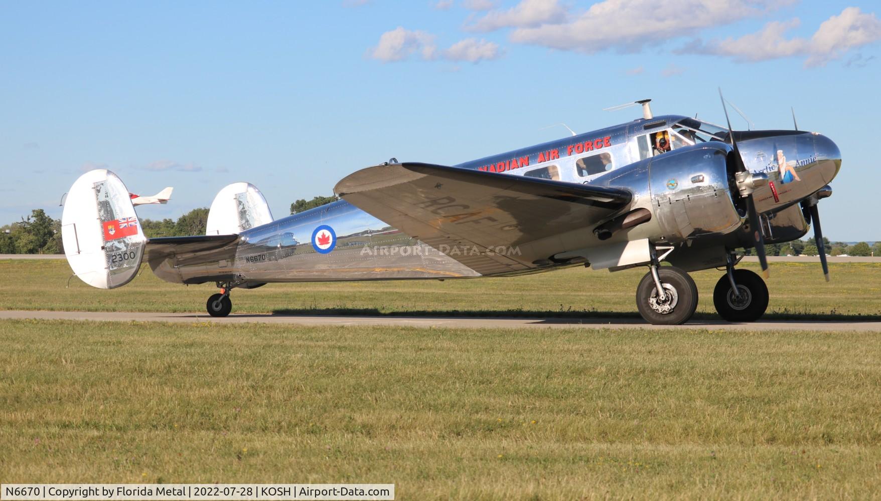 N6670, 1952 Beech 3N Expeditor C/N CA-98, OSH 2022