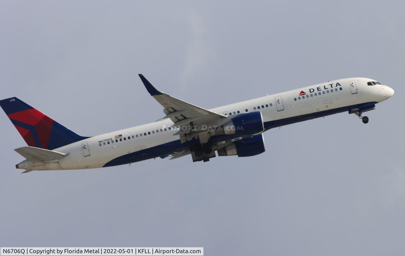 N6706Q, 2000 Boeing 757-232 C/N 30422, FLL 2022