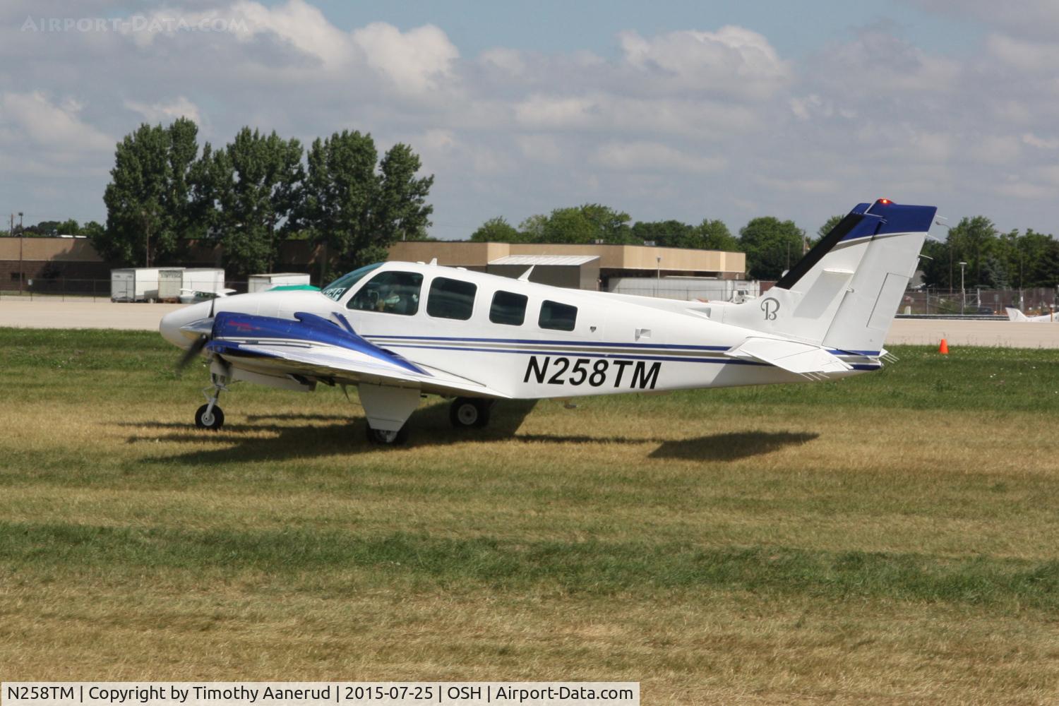 N258TM, 1988 Beech 58 Baron C/N TH-1539, 1988 Beech 58, c/n: TH-1539, AirVenture 2015