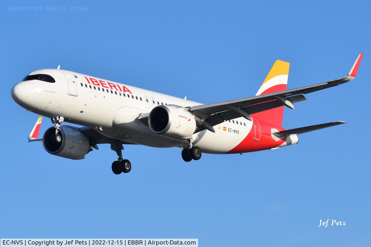 EC-NVS, 2022 Airbus A320-251N C/N 11035, Short final at Brussels Airport.
