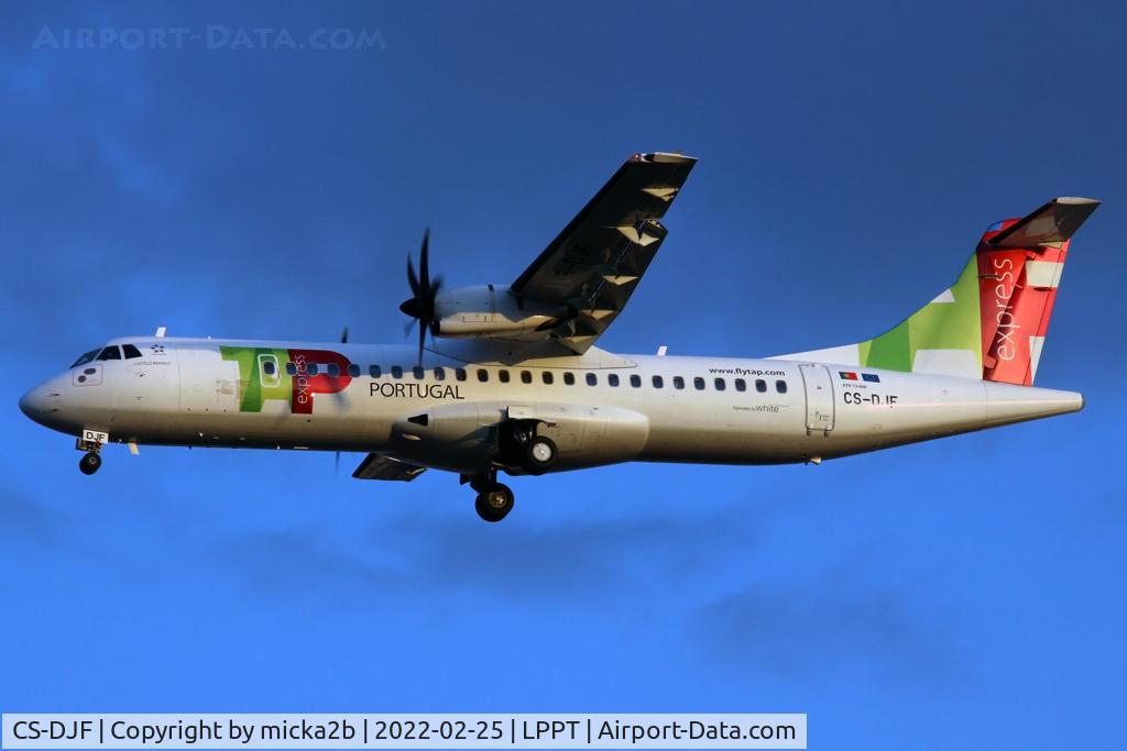 CS-DJF, 2015 ATR 72-600 (72-212A) C/N 1284, Landing