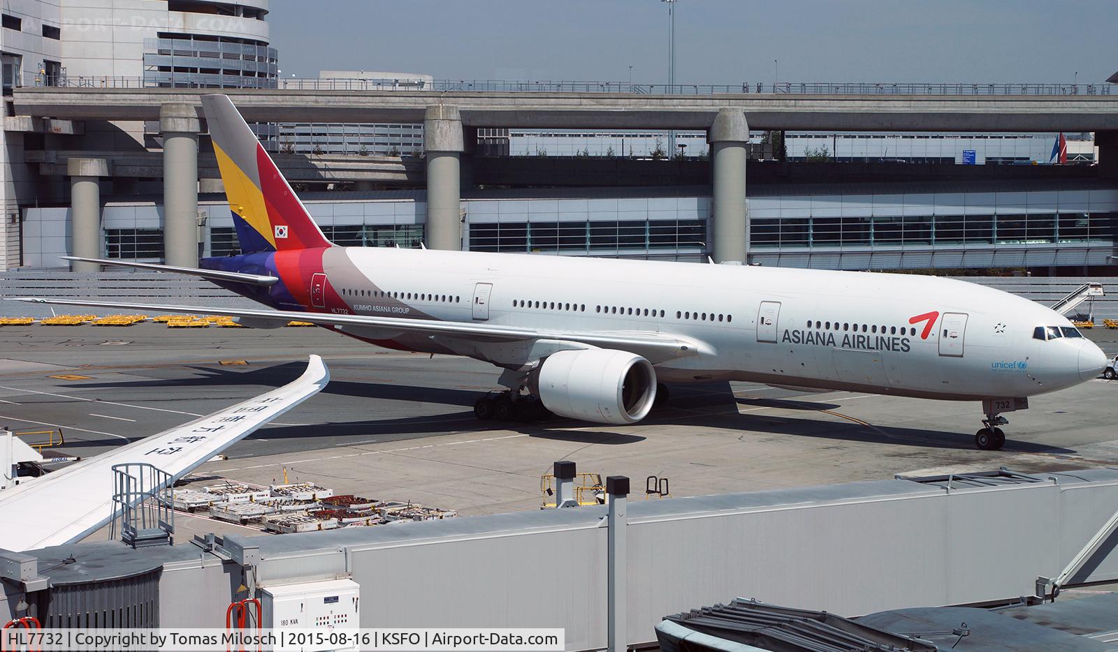 HL7732, 2004 Boeing 777-28E/ER C/N 29174, 