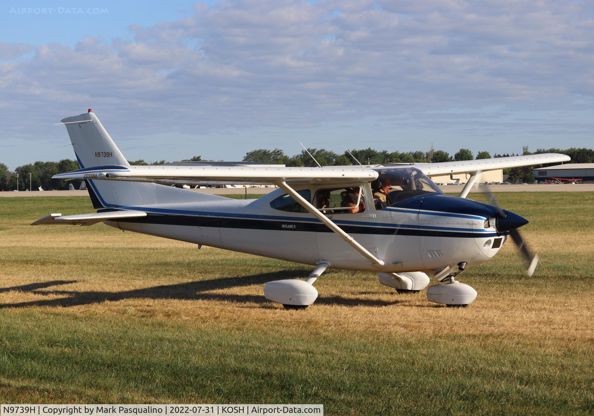 N9739H, 1981 Cessna 182R Skylane C/N 18267986, Cessna 182R
