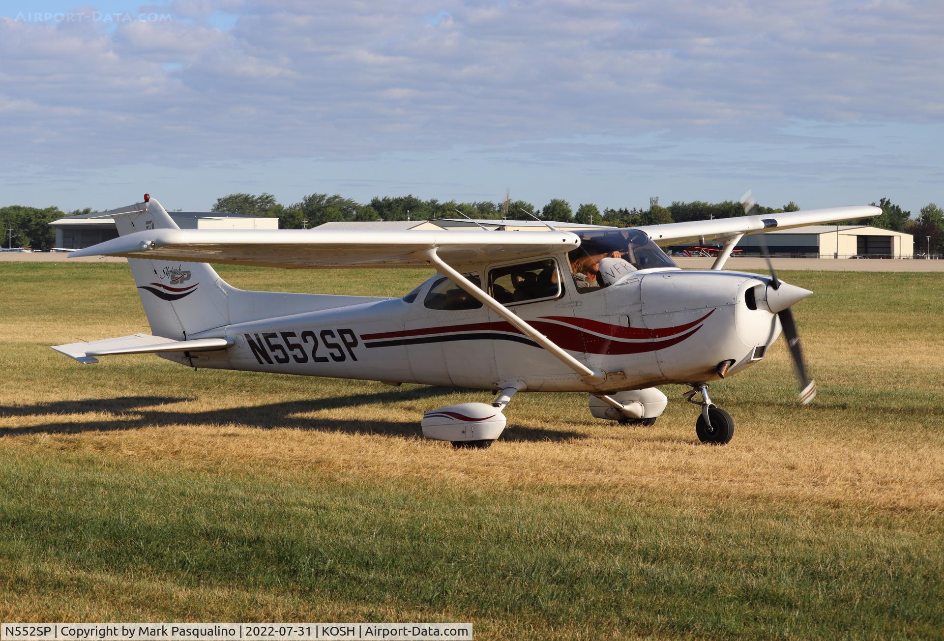N552SP, 2000 Cessna 172S C/N 172S8404, Cessna 172S