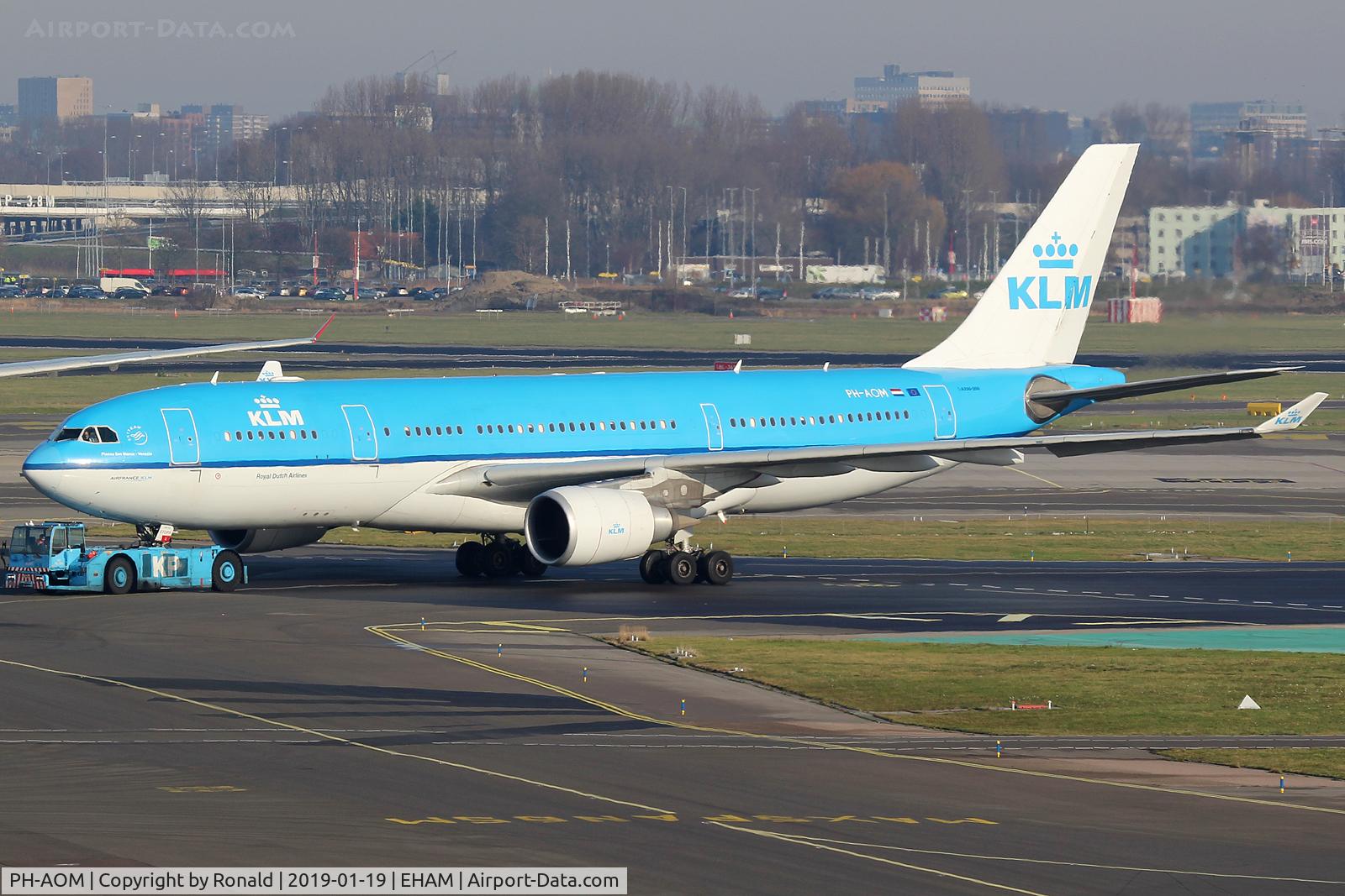 PH-AOM, 2010 Airbus A330-203 C/N 1161, at spl