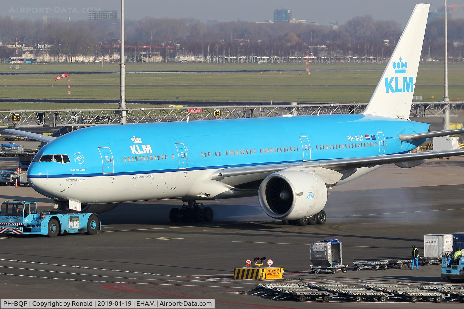 PH-BQP, 2007 Boeing 777-206/ER C/N 32721, at spl