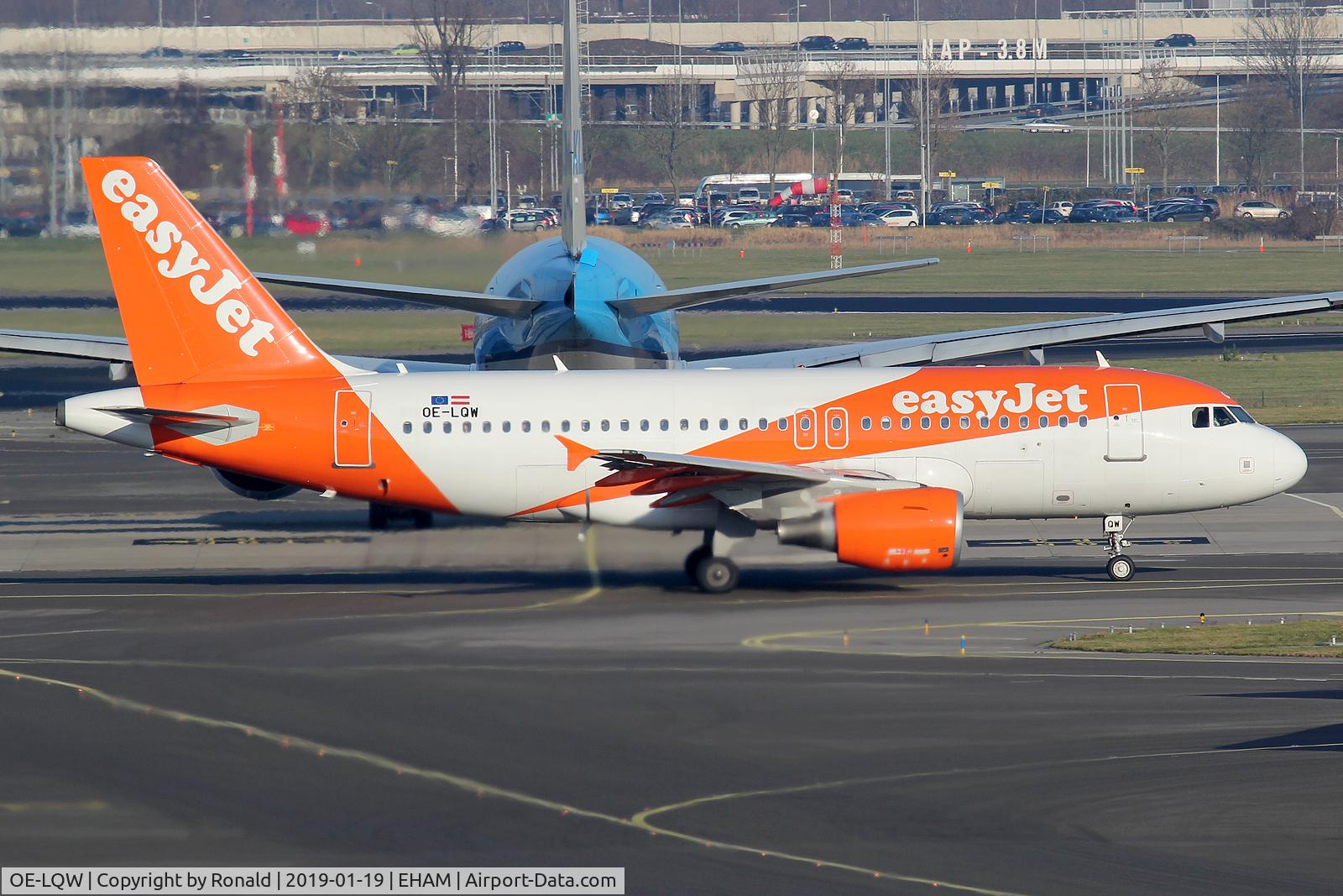OE-LQW, 2009 Airbus A319-111 C/N 4129, at spl